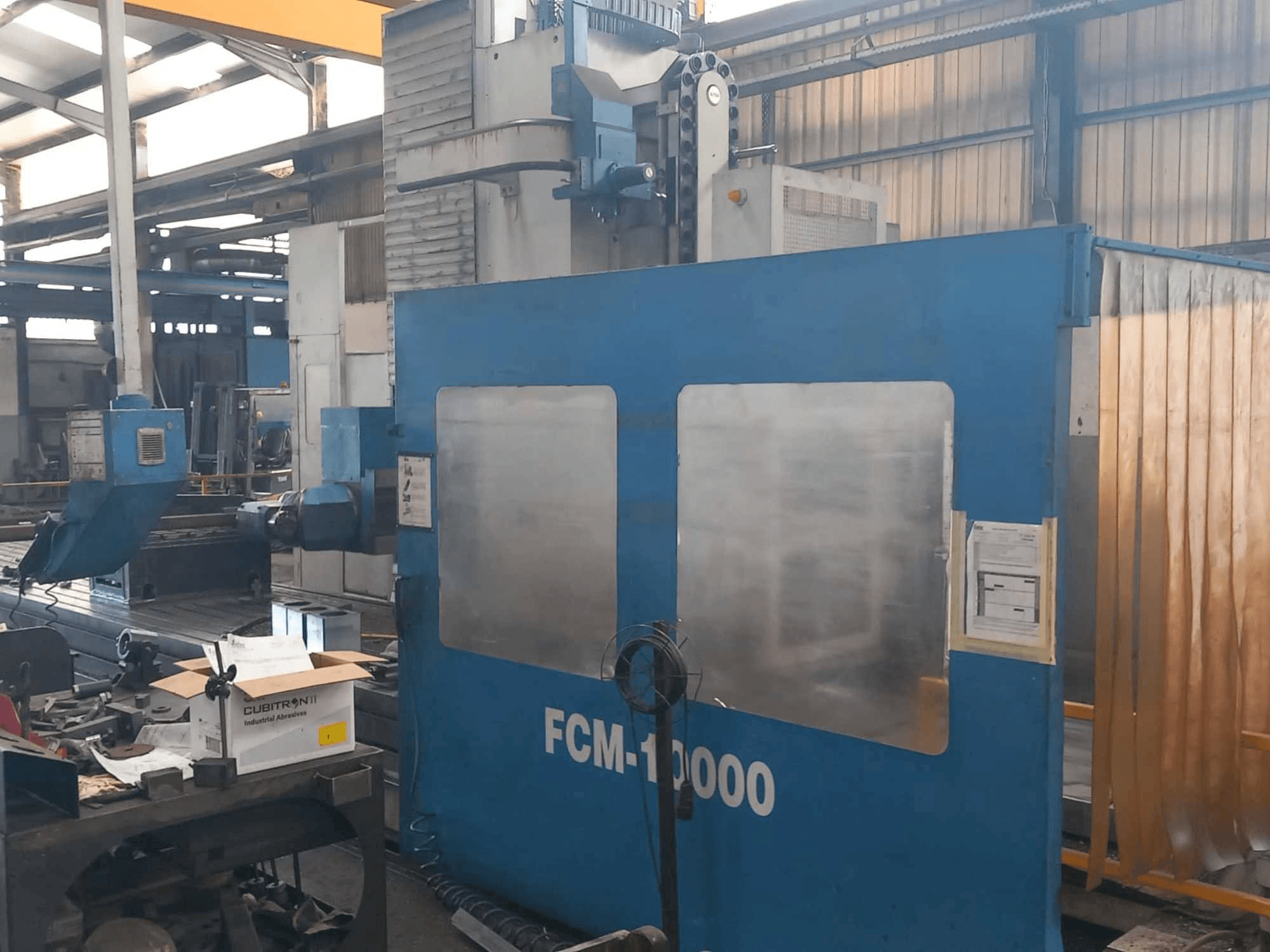 Prikaz stroja CME FCM-10000 sprijeda
