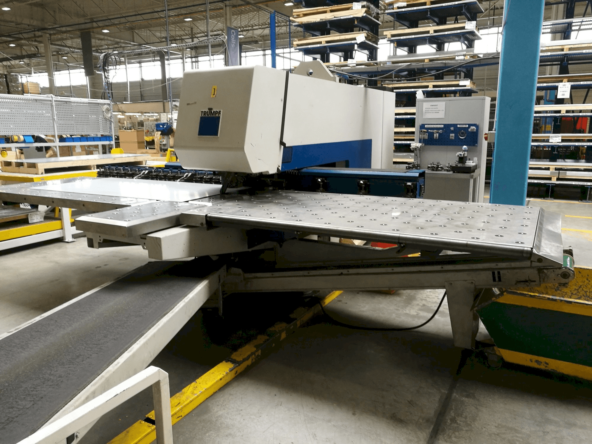 Prikaz stroja Trumpf Trumatic 500 sprijeda
