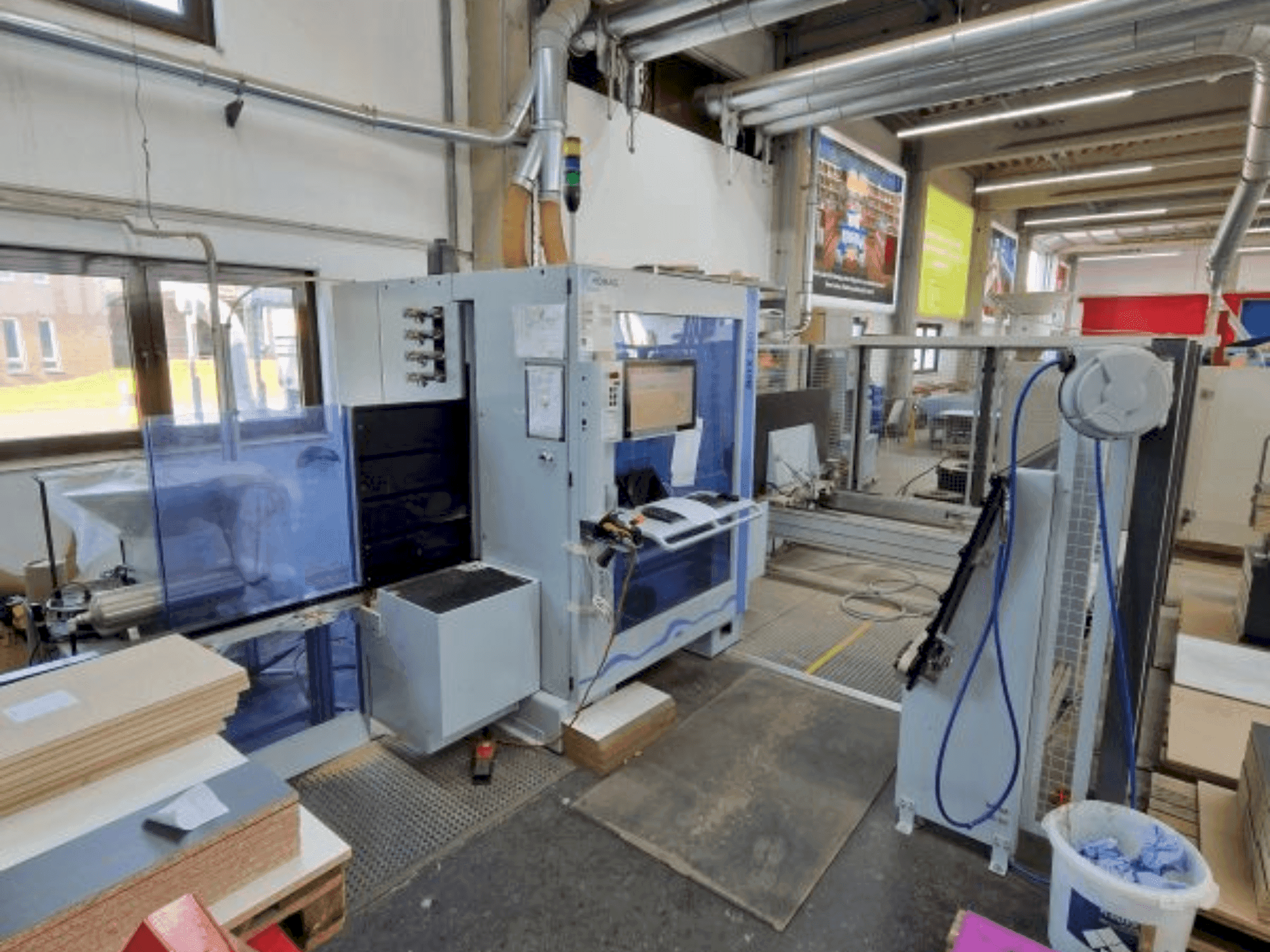 Prikaz stroja HOMAG Optimat BHX200/D sprijeda