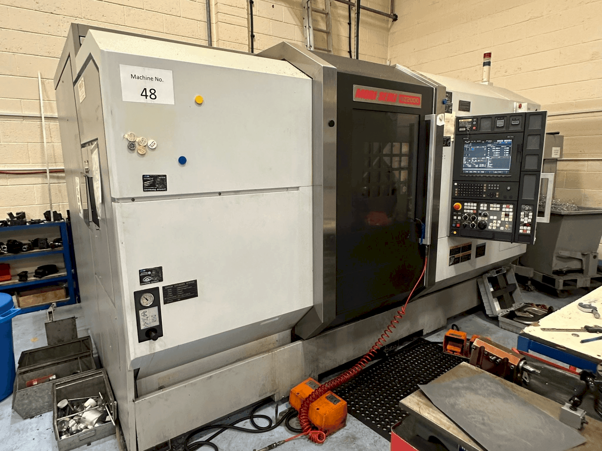 Prikaz stroja MORI SEIKI NZ2000 sprijeda