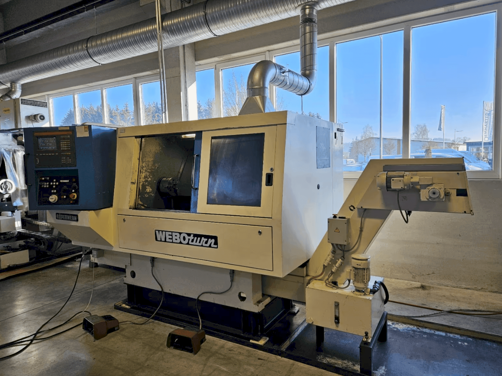 Prikaz stroja ROEPERWERK WEBOturn sprijeda