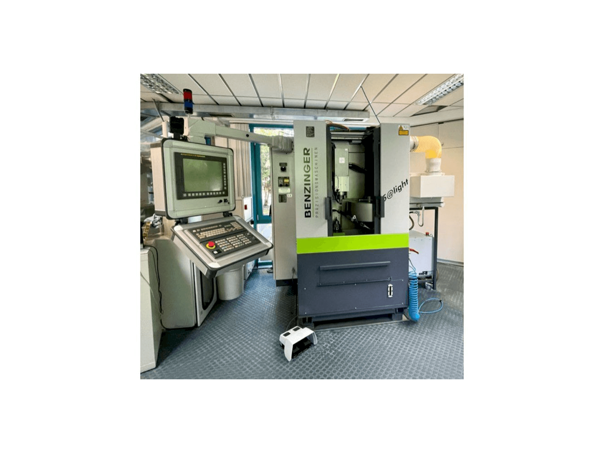 Prikaz stroja Benzinger 5@light sprijeda