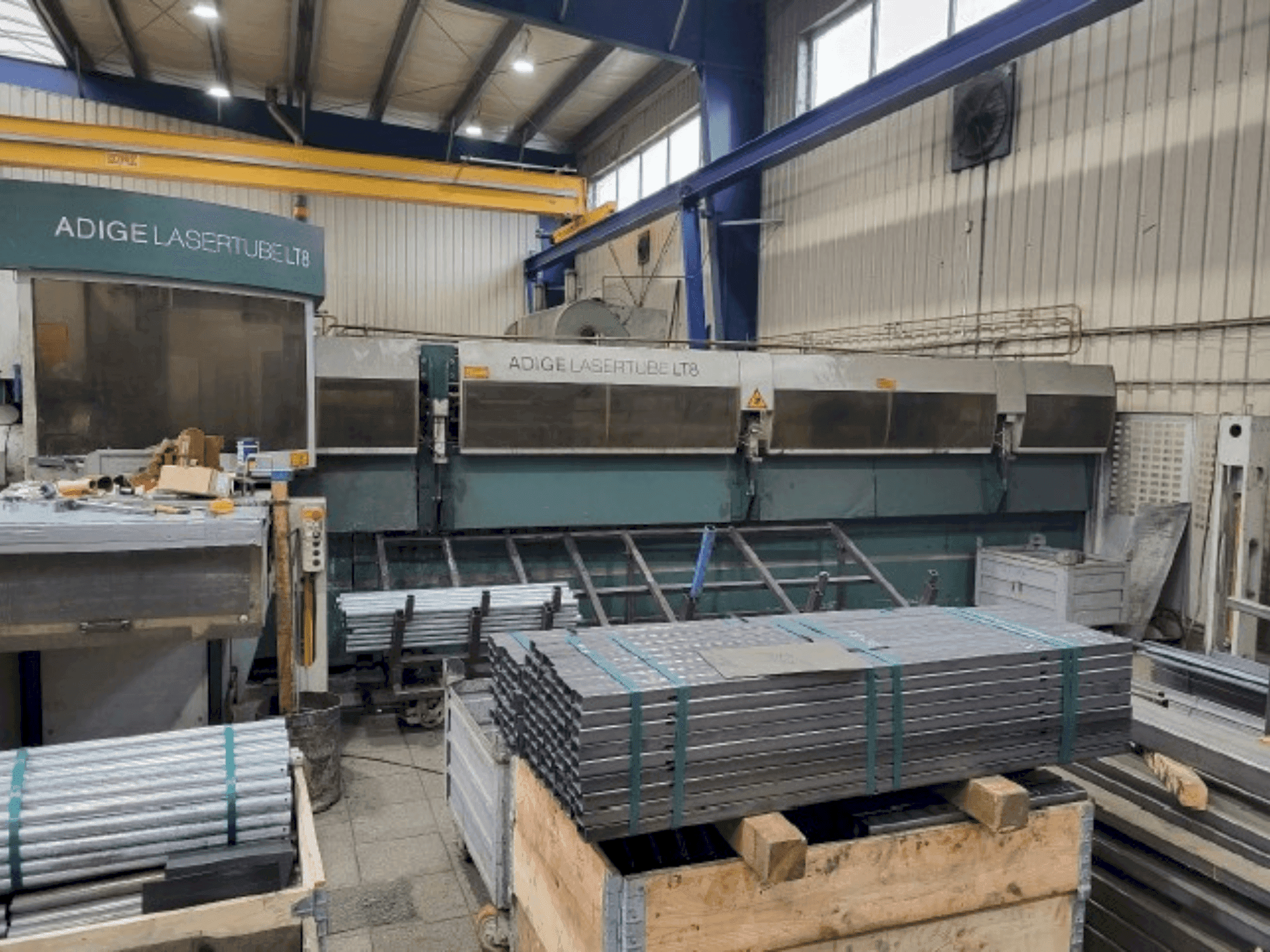 Prikaz stroja BLM Adige LT 8 sprijeda