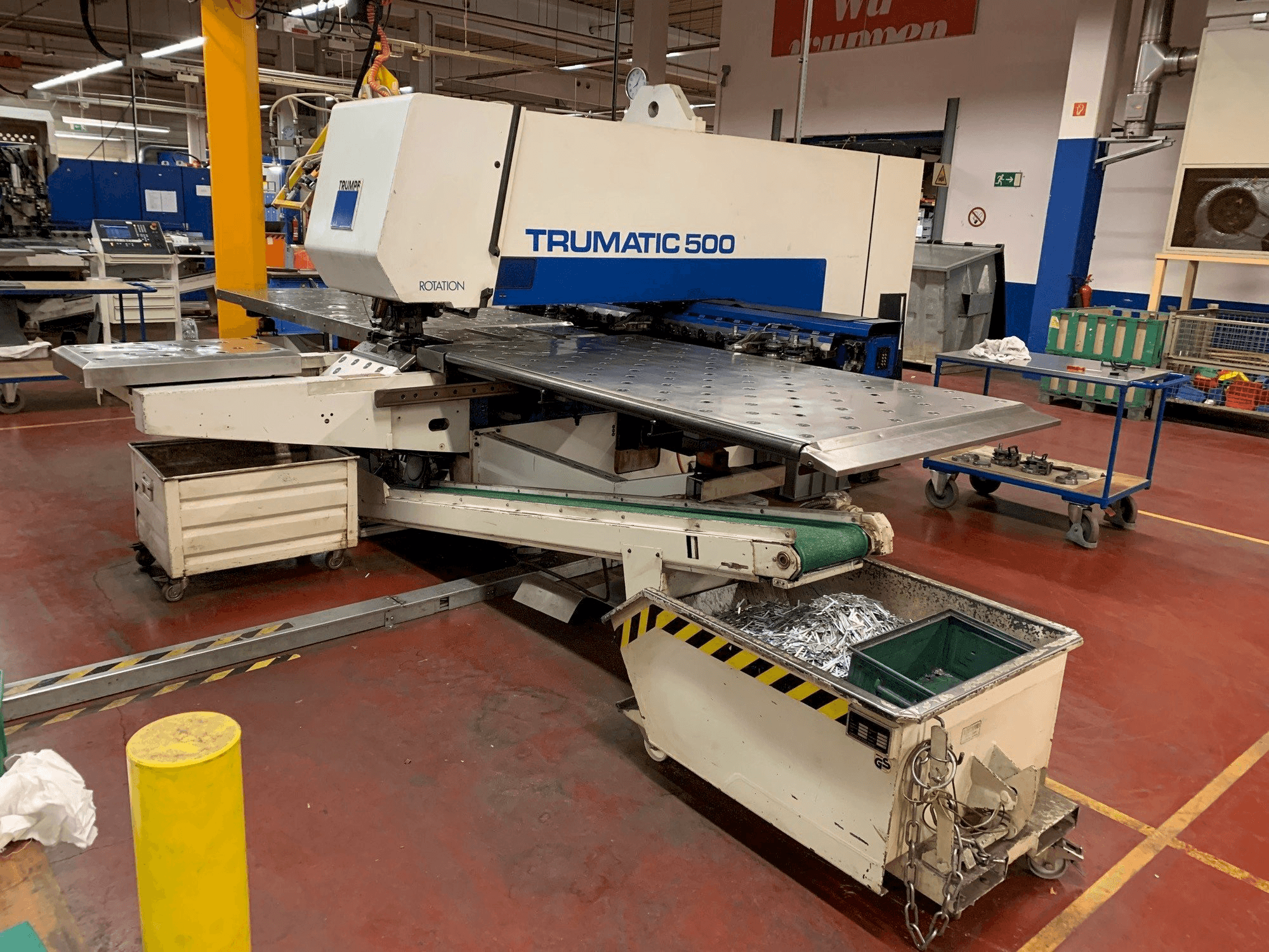 Prikaz stroja Trumpf TC 500 R sprijeda
