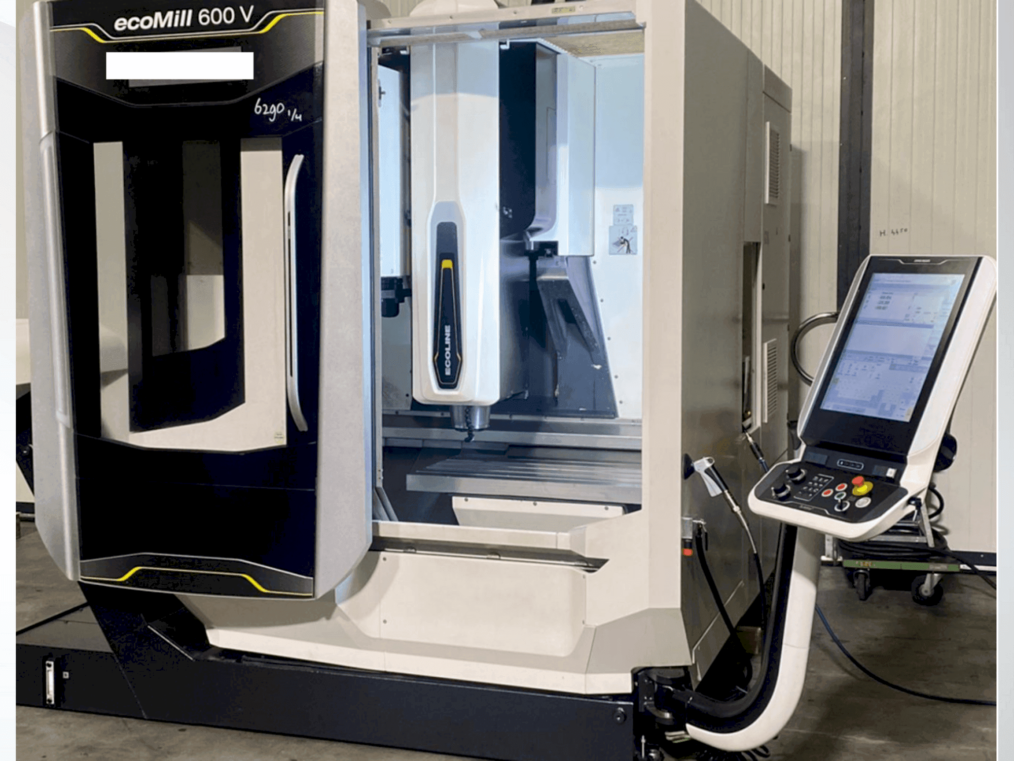 Prikaz stroja DMG Ecomill 600V sprijeda