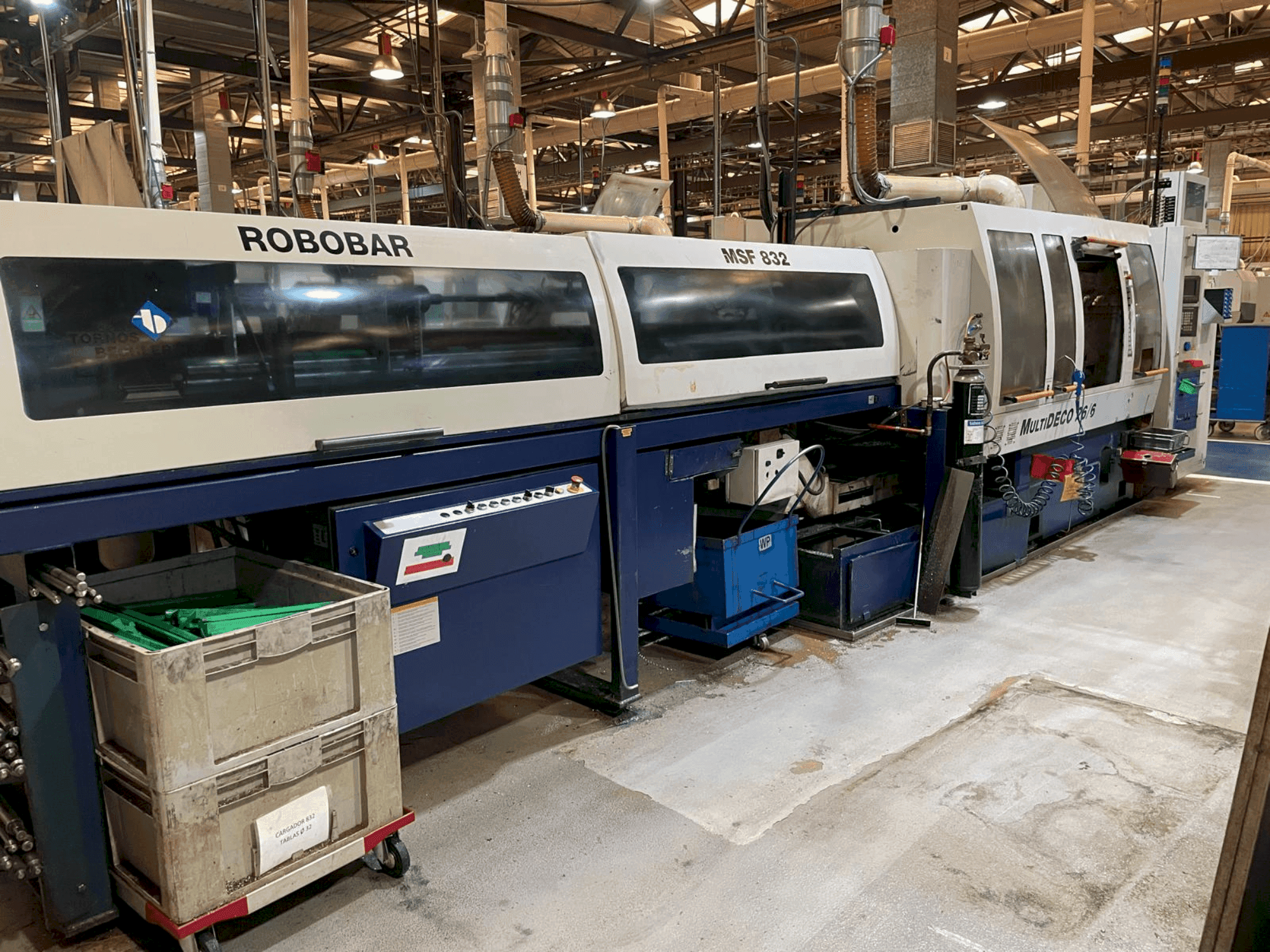 Prikaz stroja Tornos-Bechler MultiDeco 26-6 sprijeda