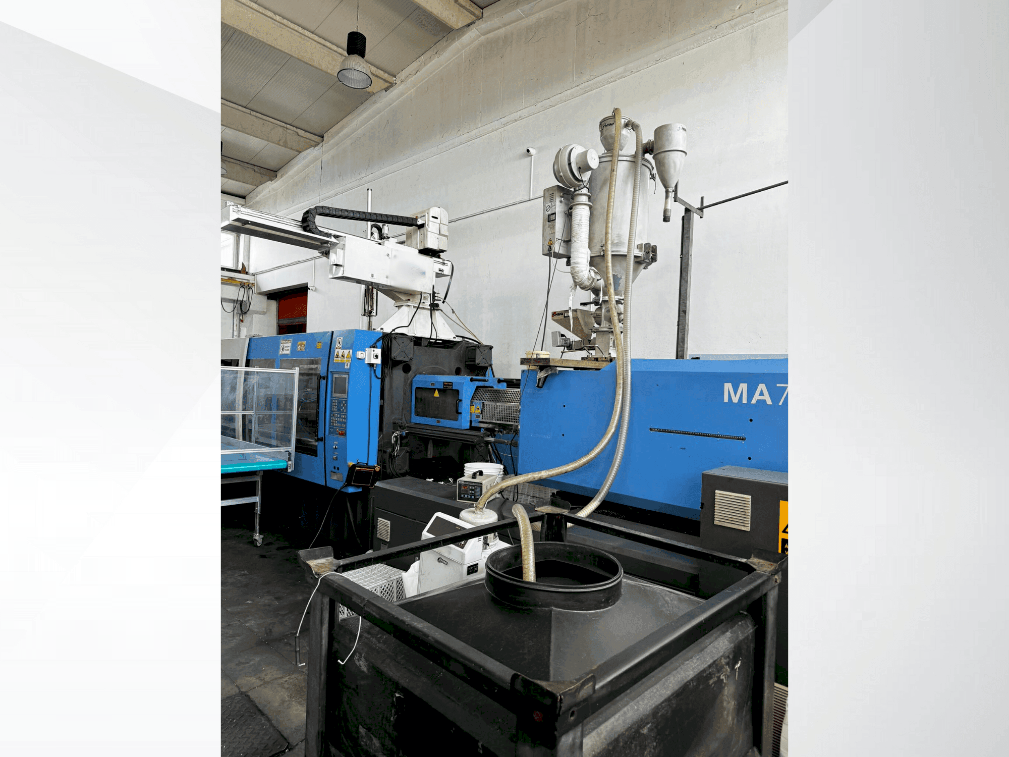 Prikaz stroja HAITIAN MA 7000/6800 sprijeda