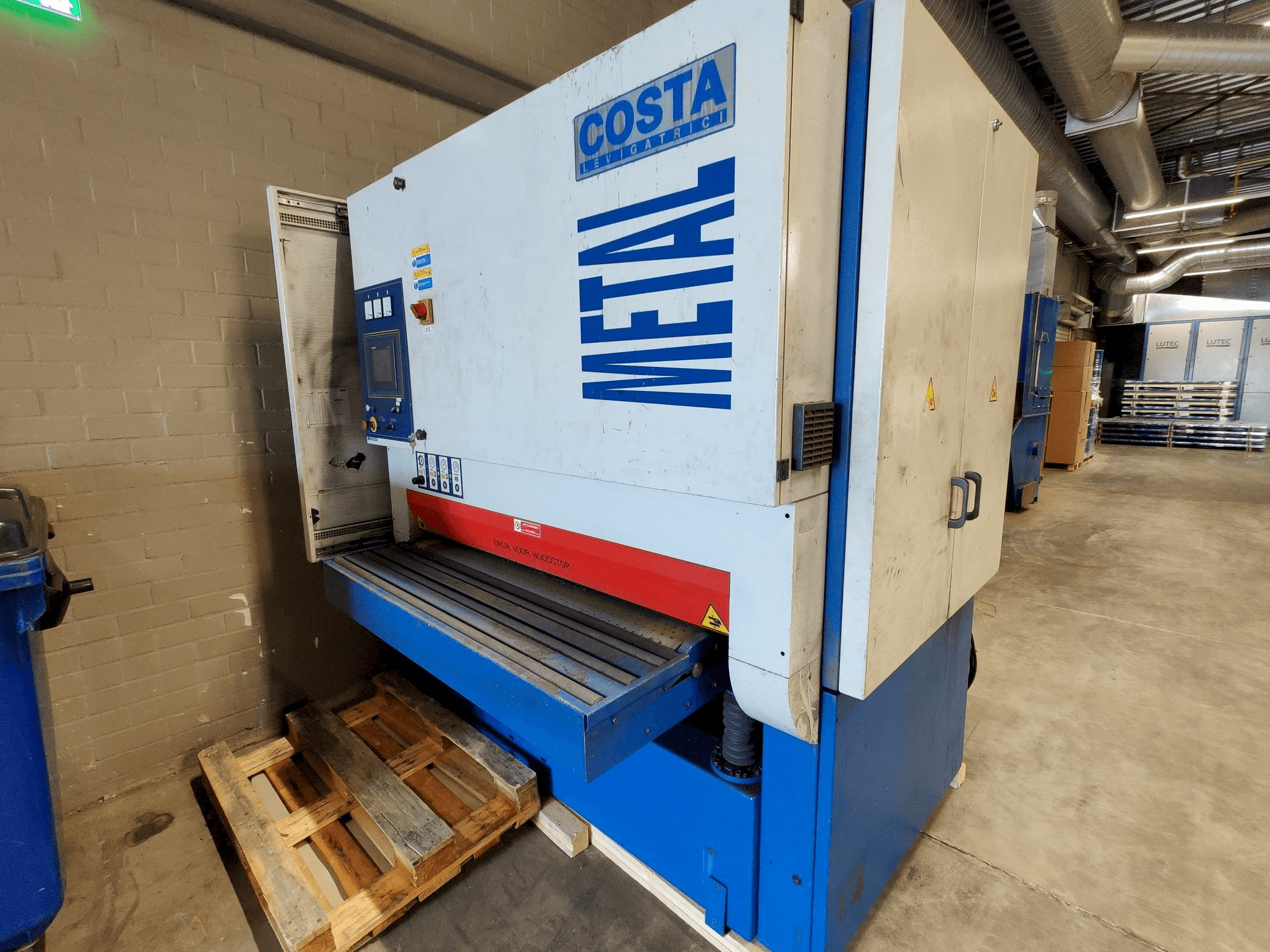 Prikaz stroja Costa MD5 CVV 1350 sprijeda