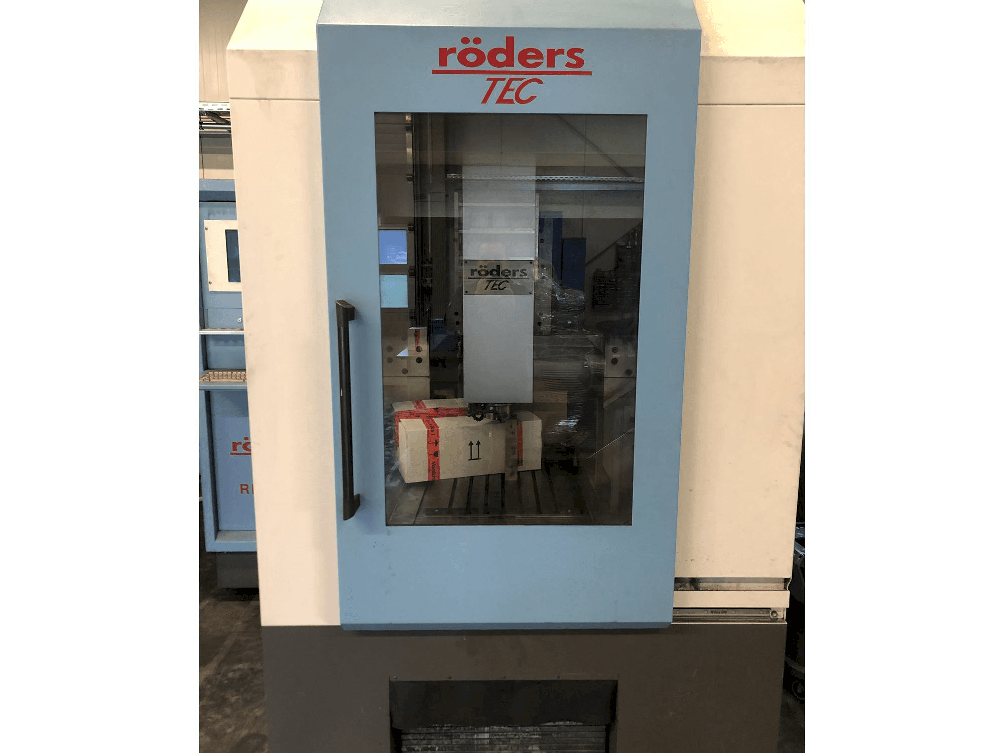 Prikaz stroja RÖDERS 600 RFM-2 sprijeda