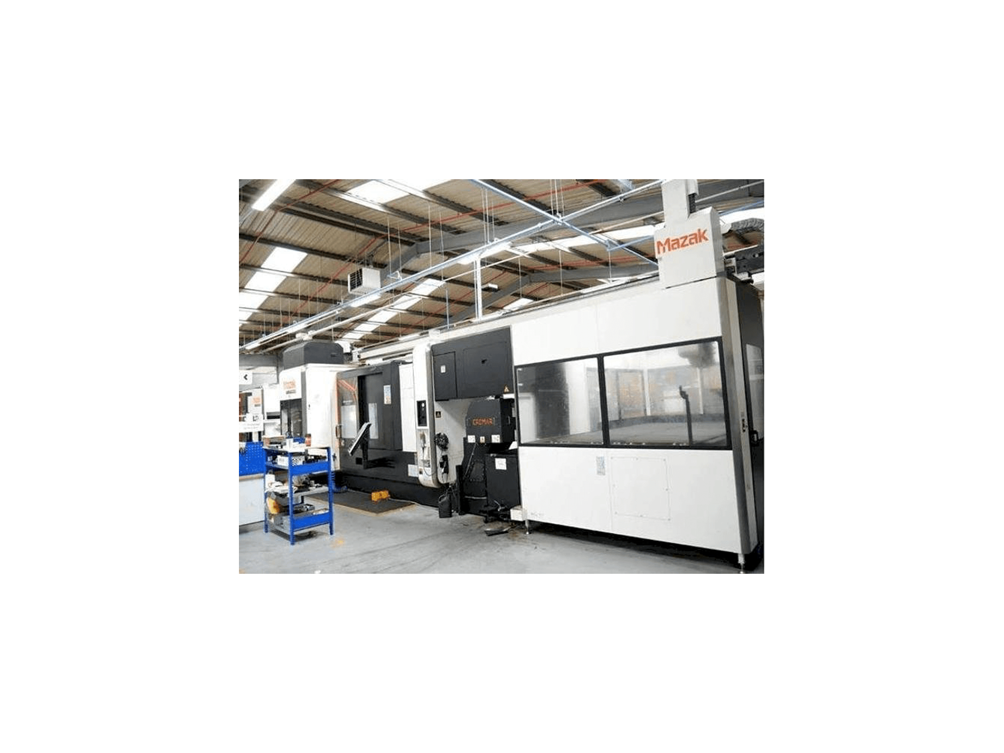 Prikaz stroja Mazak INTEGREX i-400 ST sprijeda