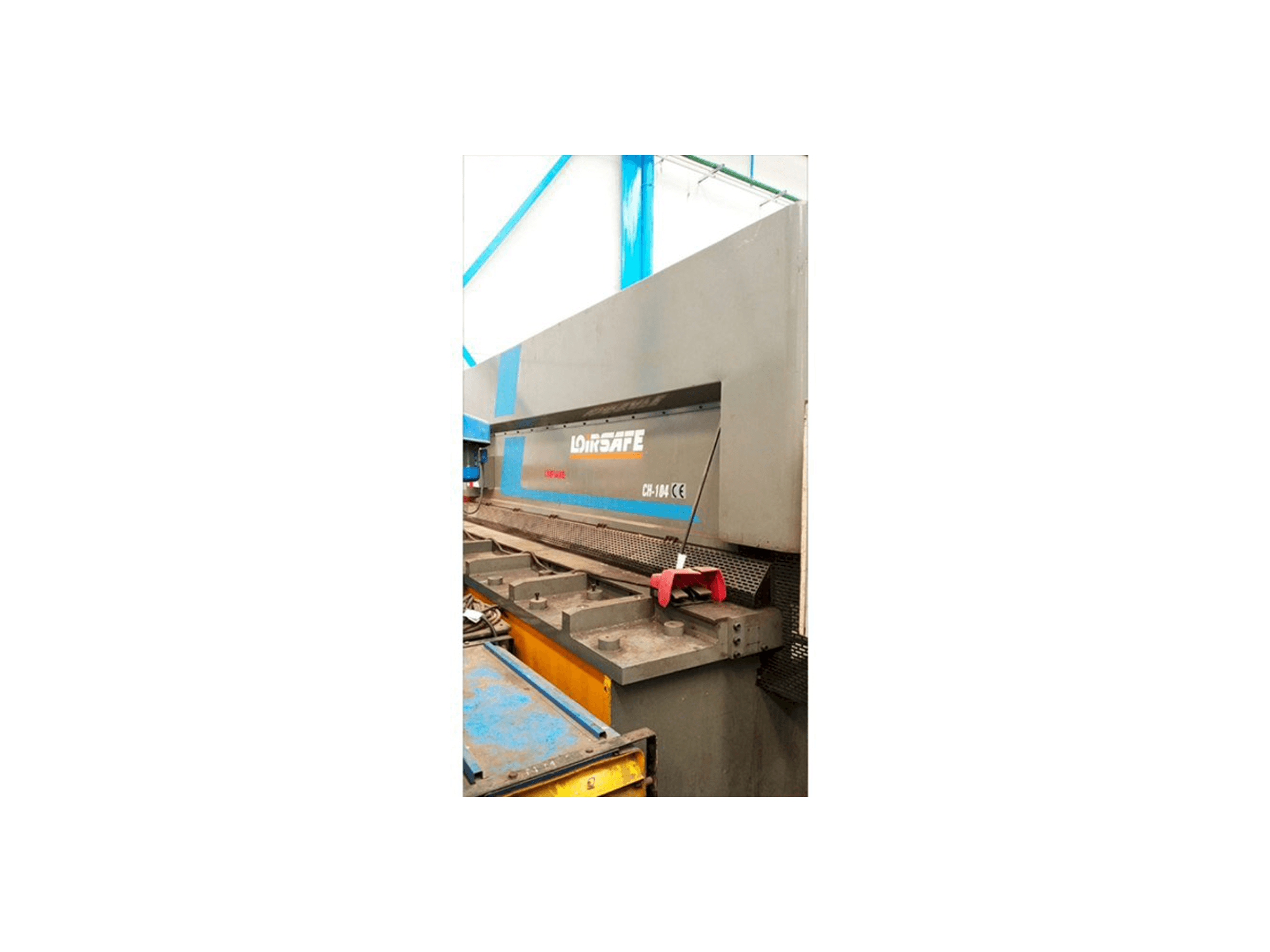 Prikaz stroja Loire Safe CH-104 sprijeda