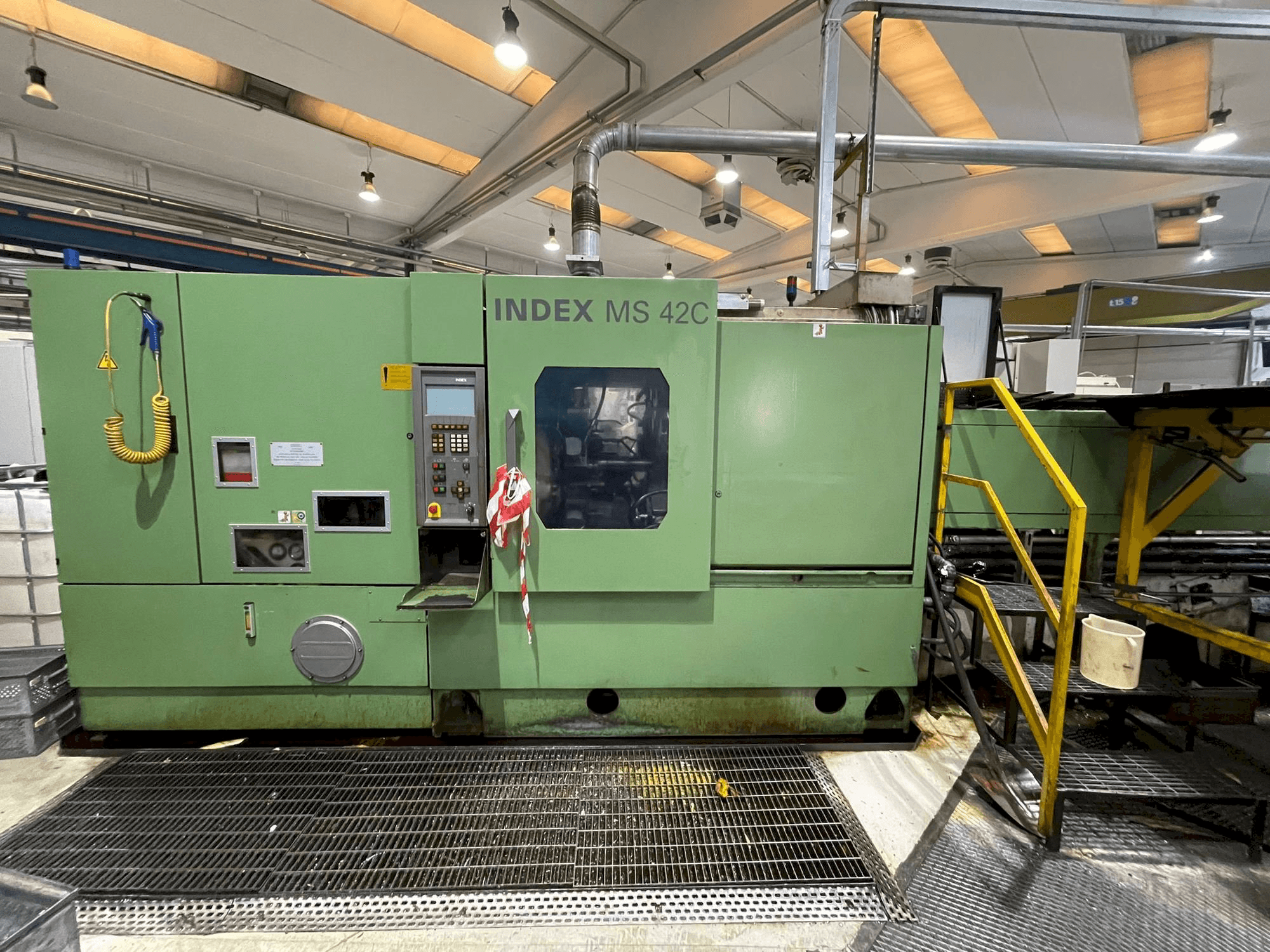 Prikaz stroja Index MS 42C sprijeda