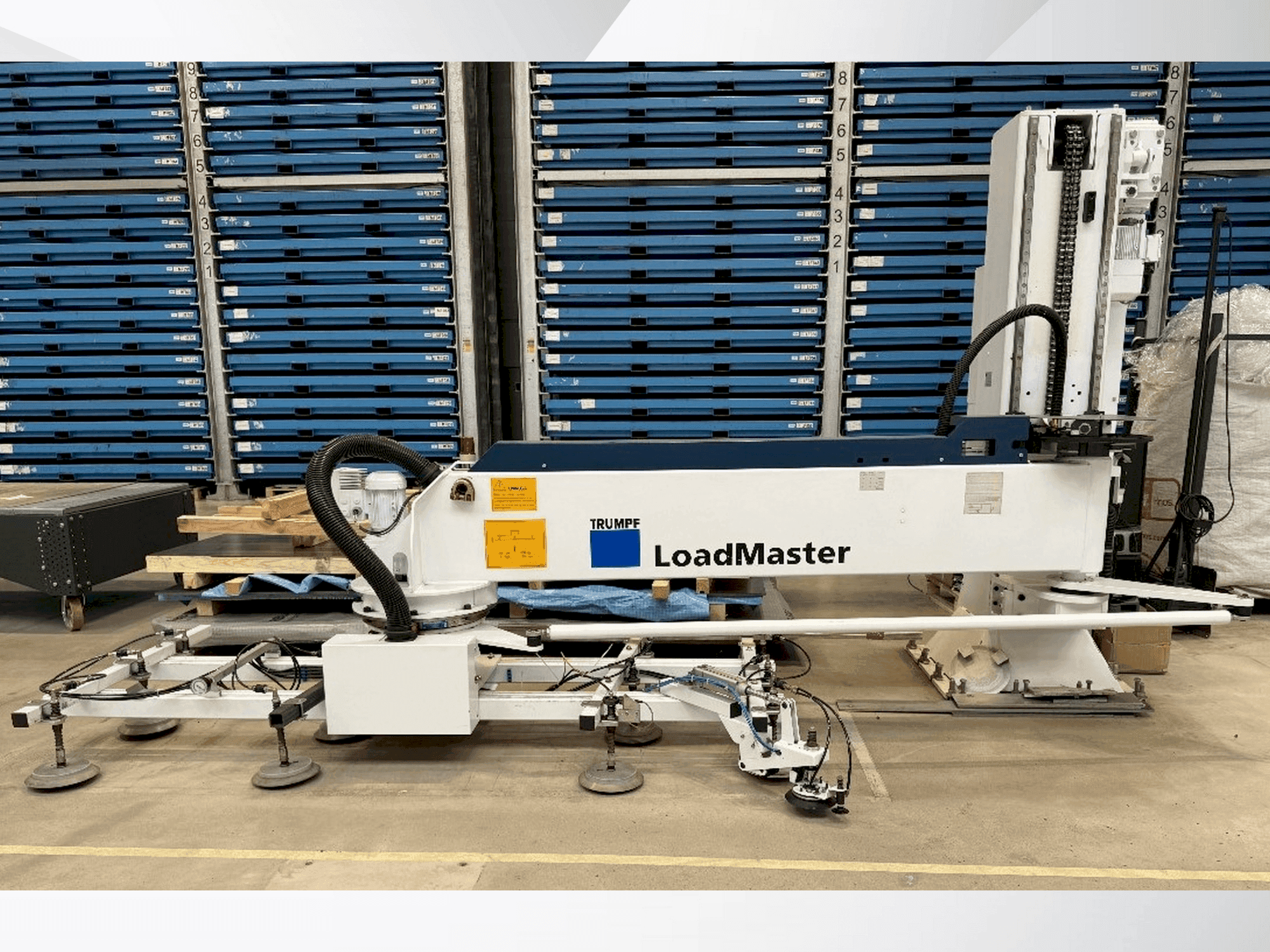 Prikaz stroja TRUMPF LoadMaster sprijeda