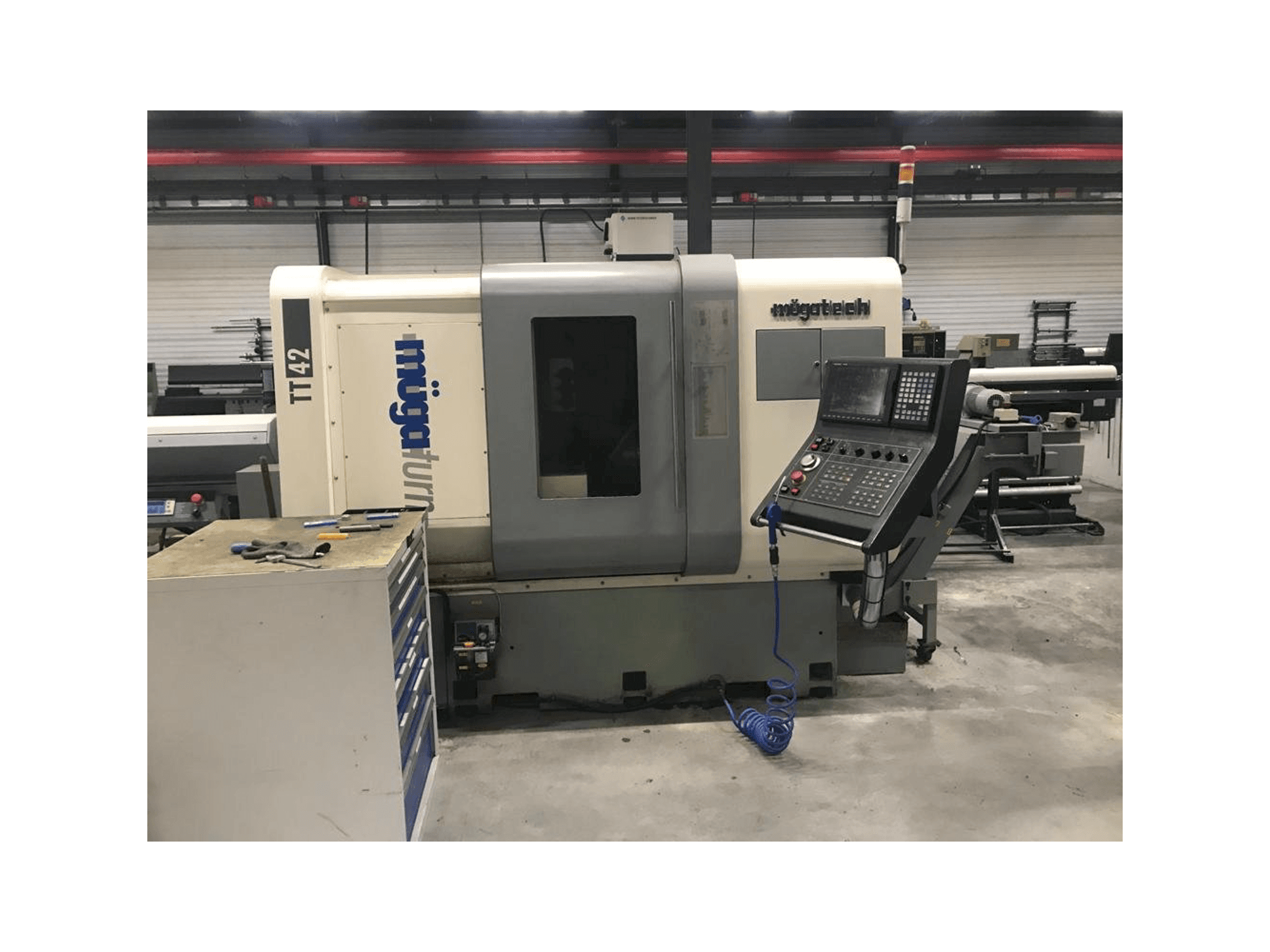 Prikaz stroja Muga TT-42 sprijeda