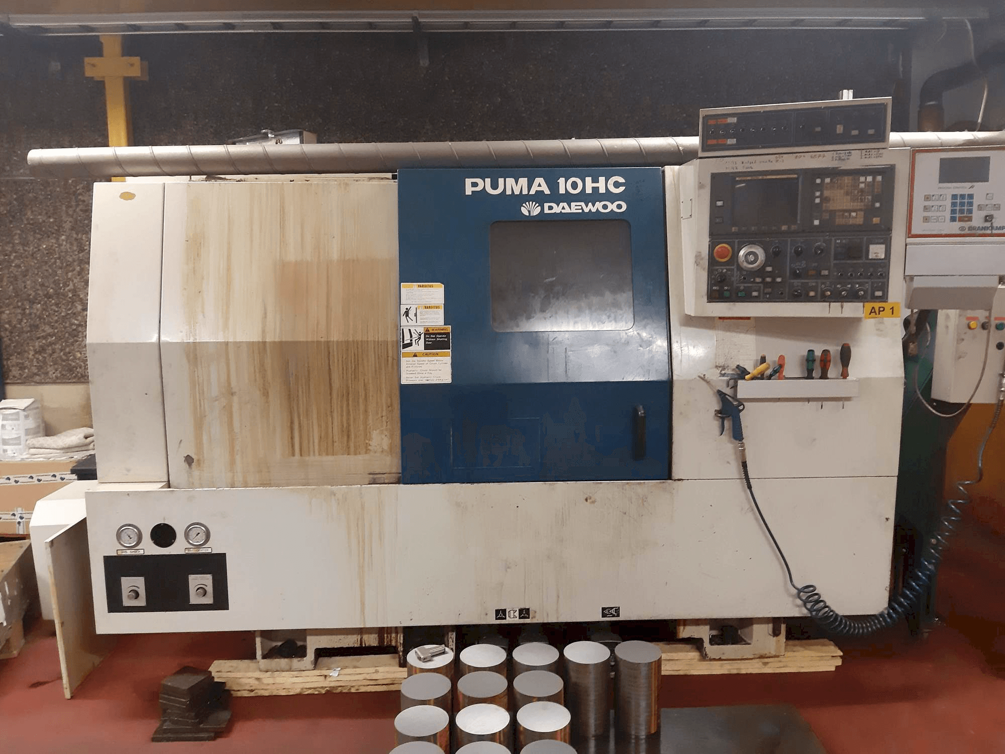 Prikaz stroja DAEWOO Puma 10 HC sprijeda