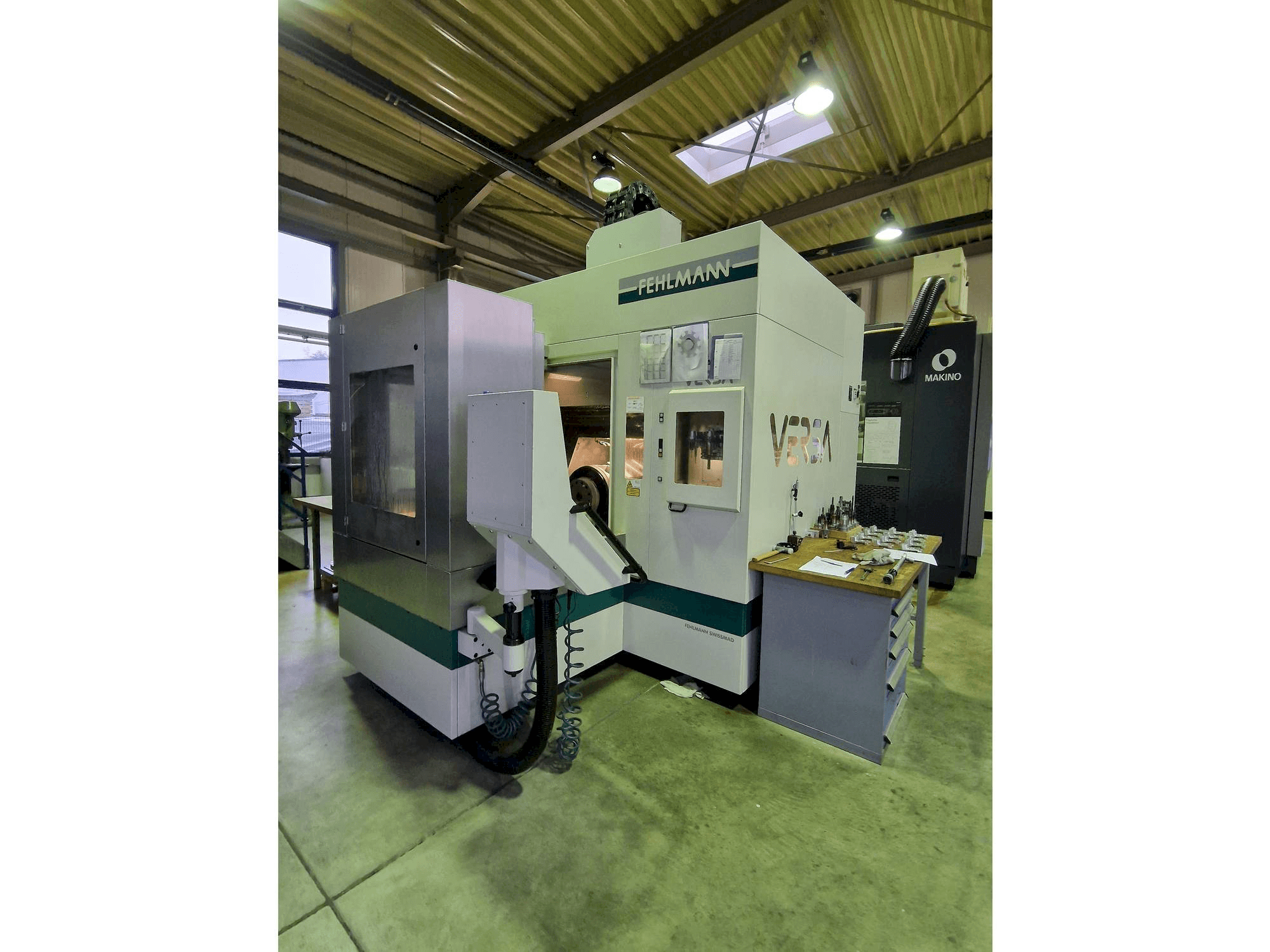 Prikaz stroja FEHLMANN Versa P825 sprijeda