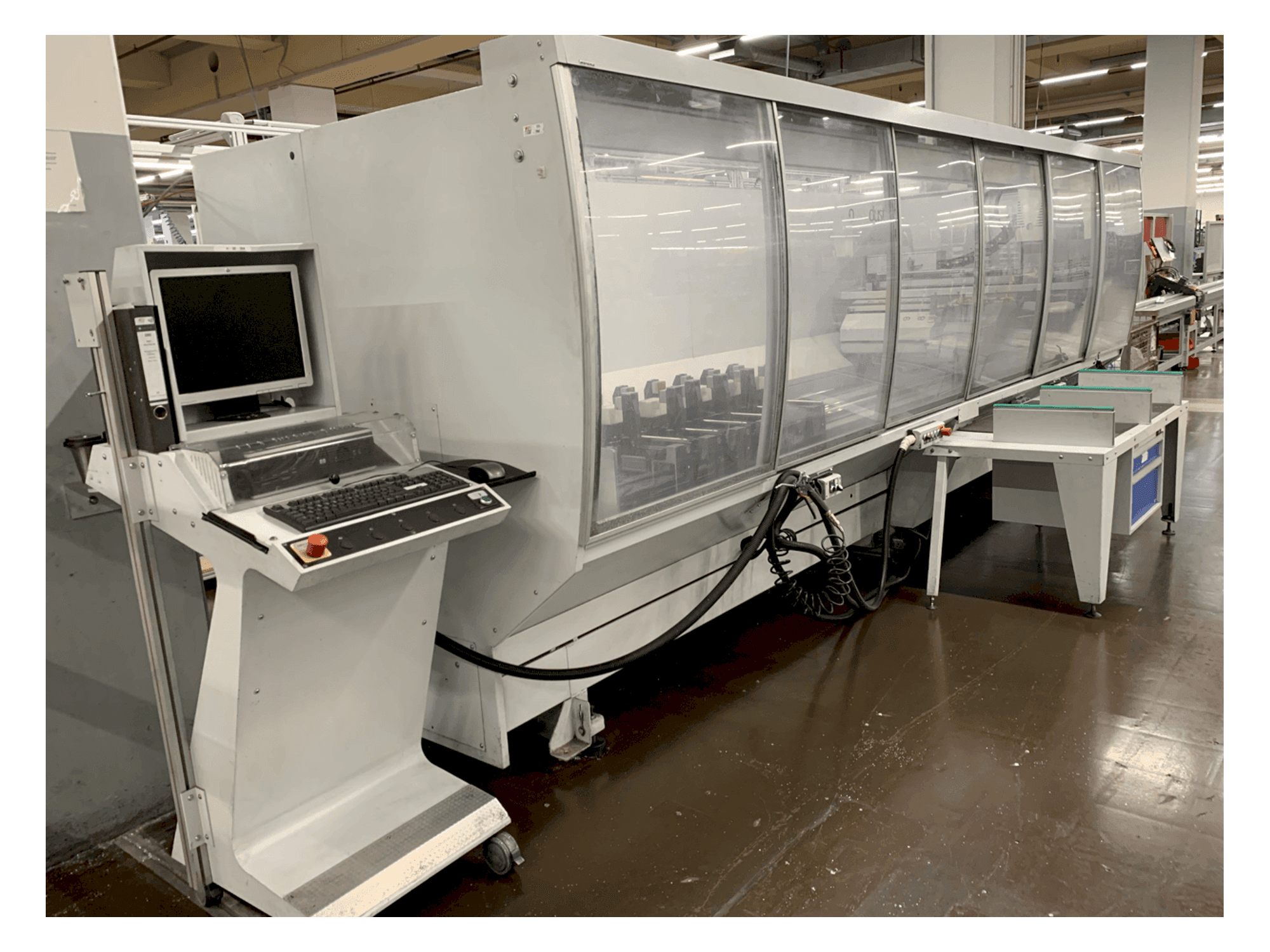 Prikaz lijeve strane stroja FomIndustrie Dali 40