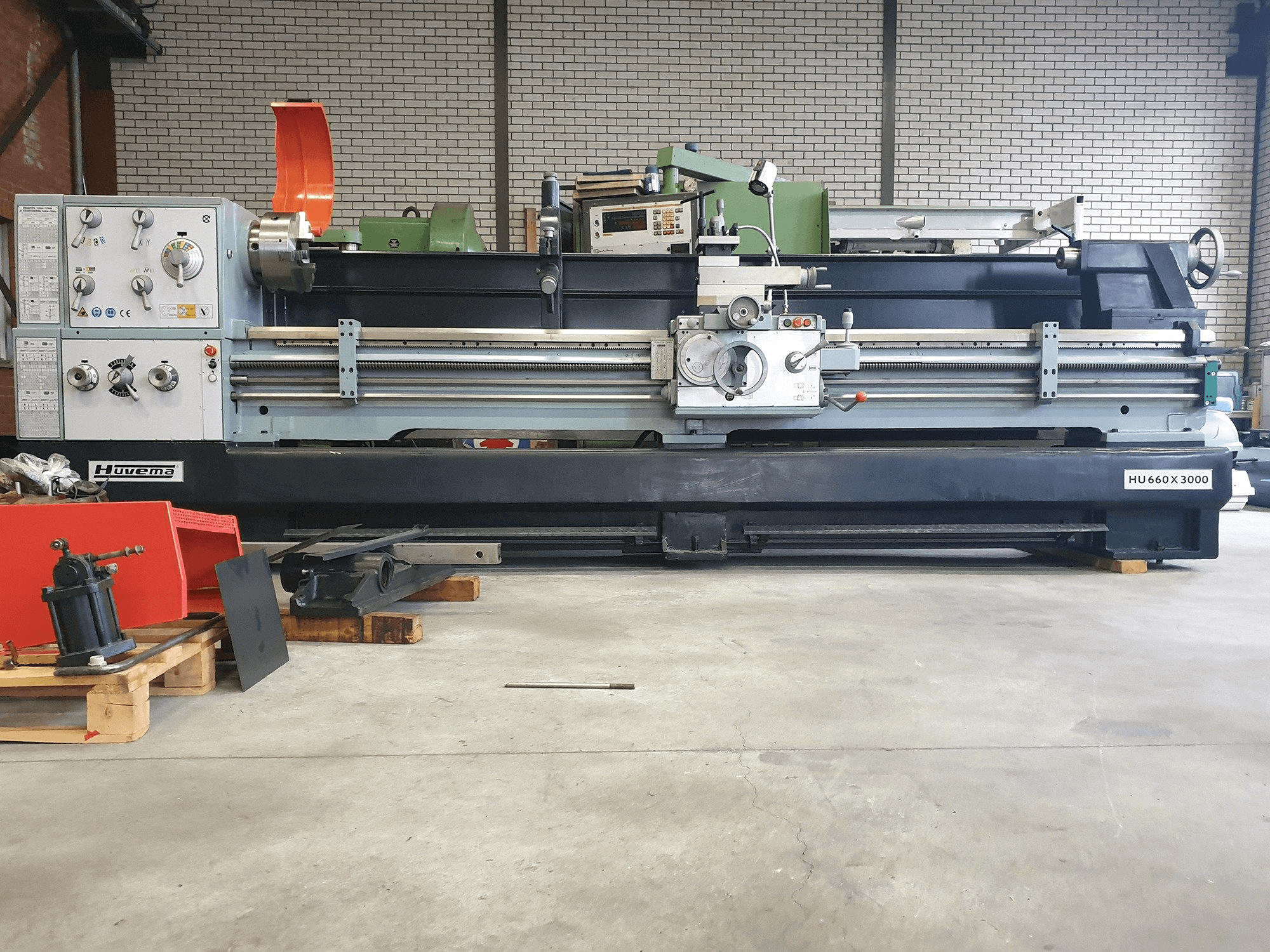 Prikaz stroja HUVEMA HU 660 X 3000 sprijeda
