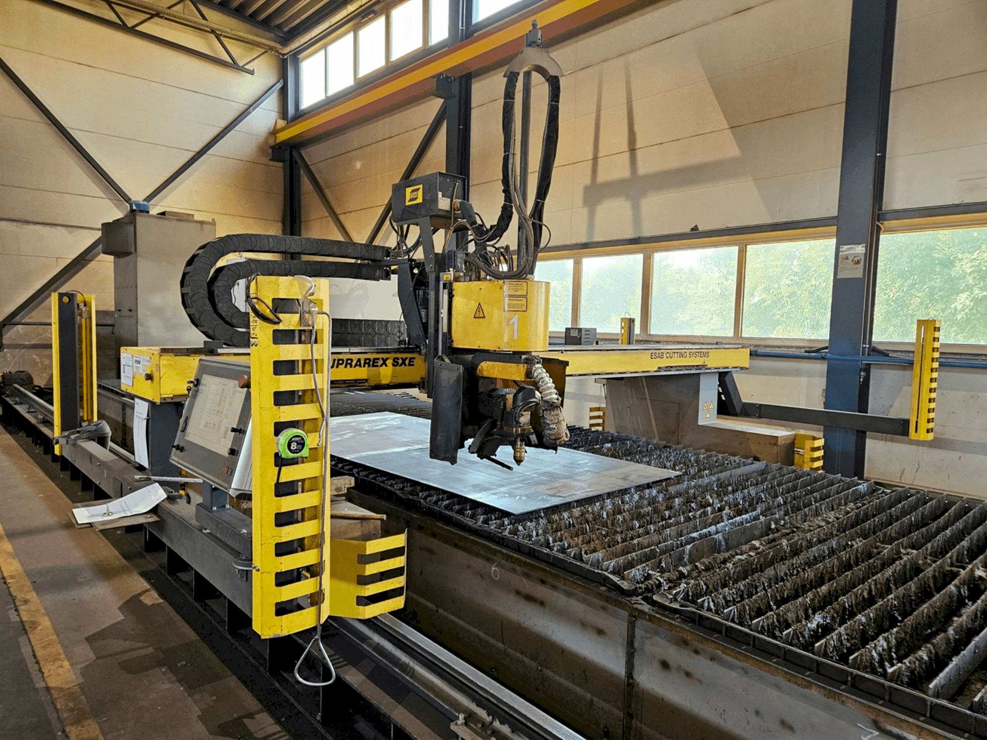 Prikaz stroja ESAB Suprarex SXE HD 4000 230 V sprijeda