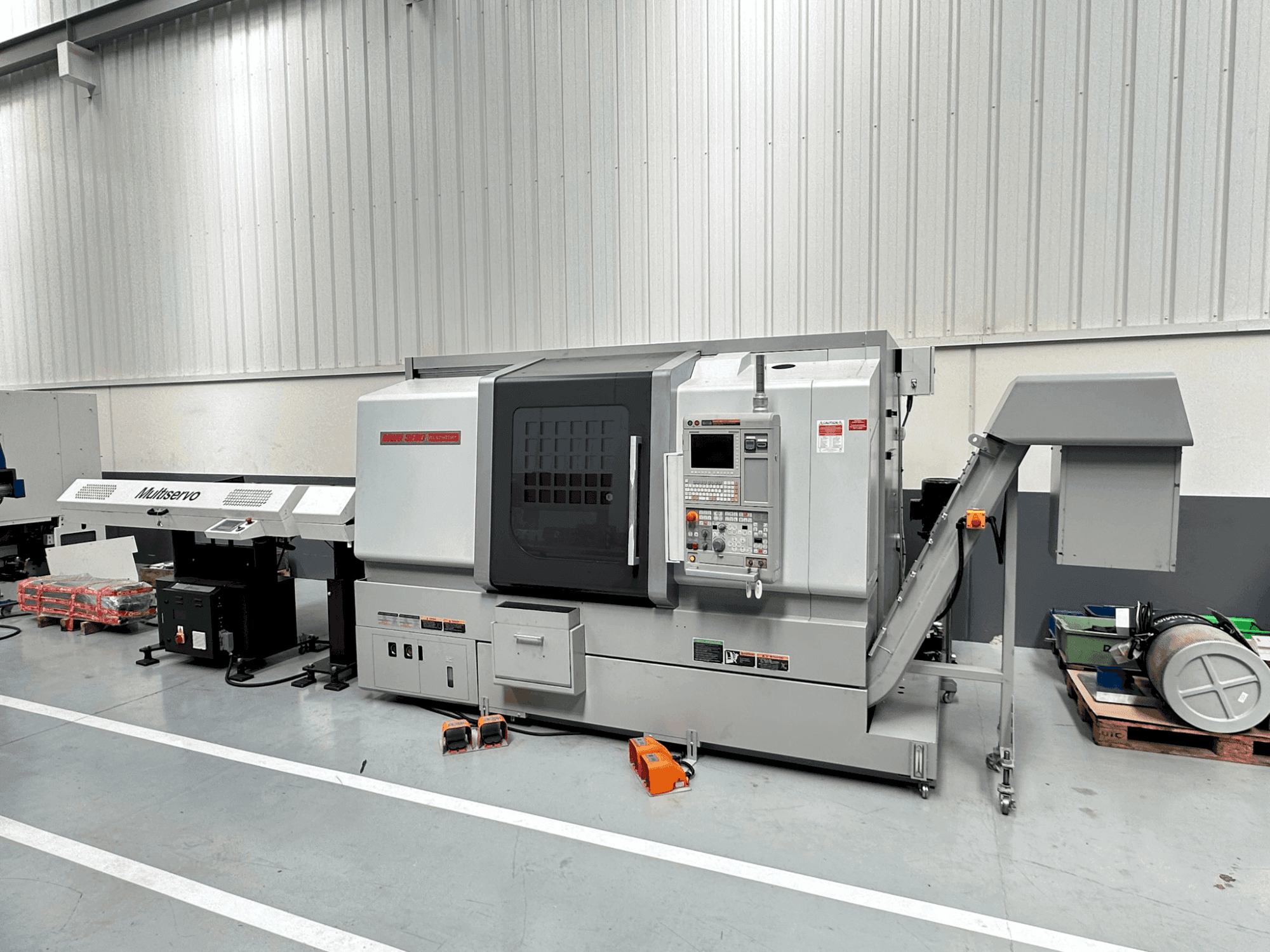 Prikaz stroja MORI SEIKI NLX 2500 SY/700 sprijeda