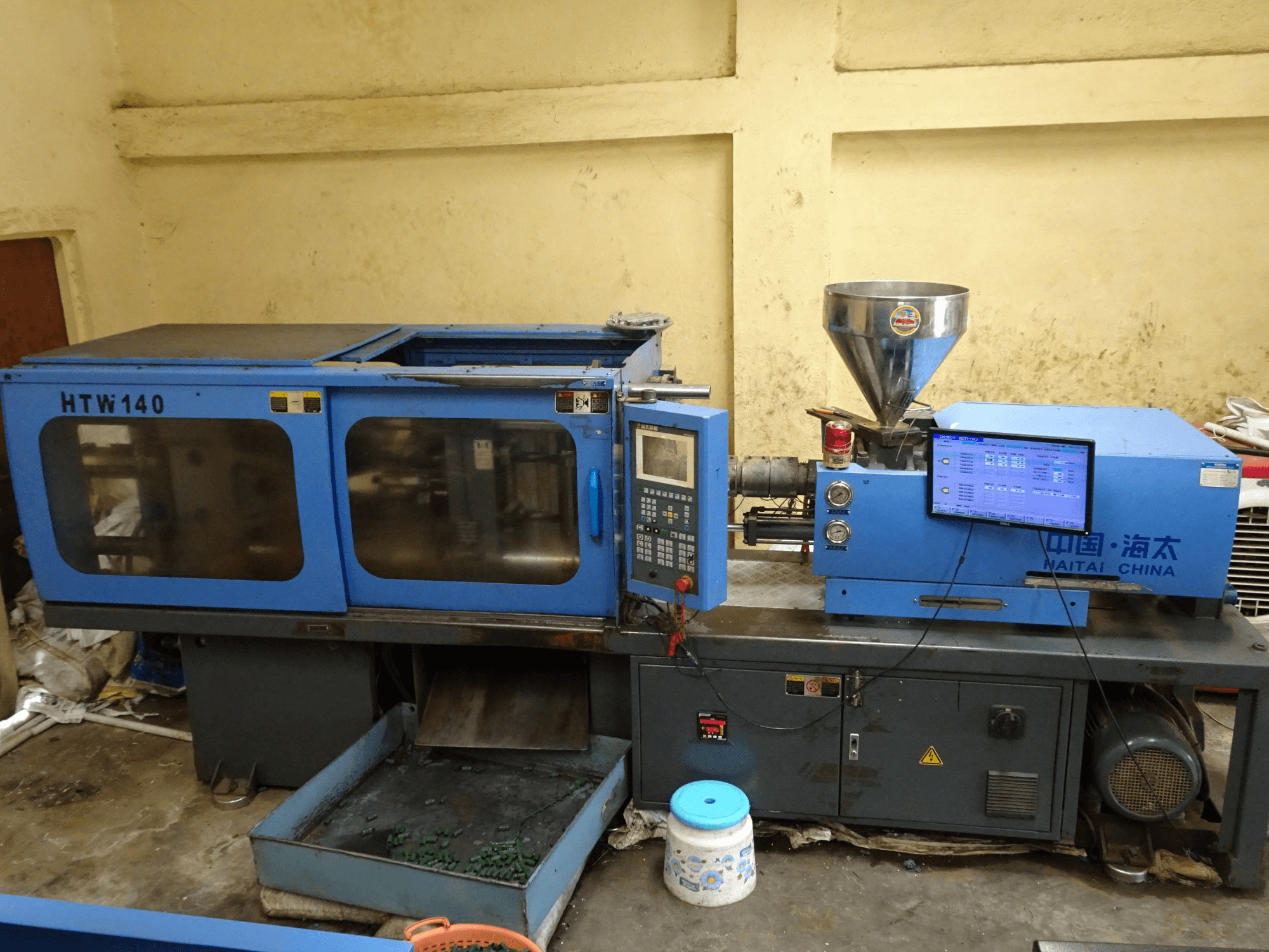 Prikaz stroja HAITAI HTW 140 sprijeda