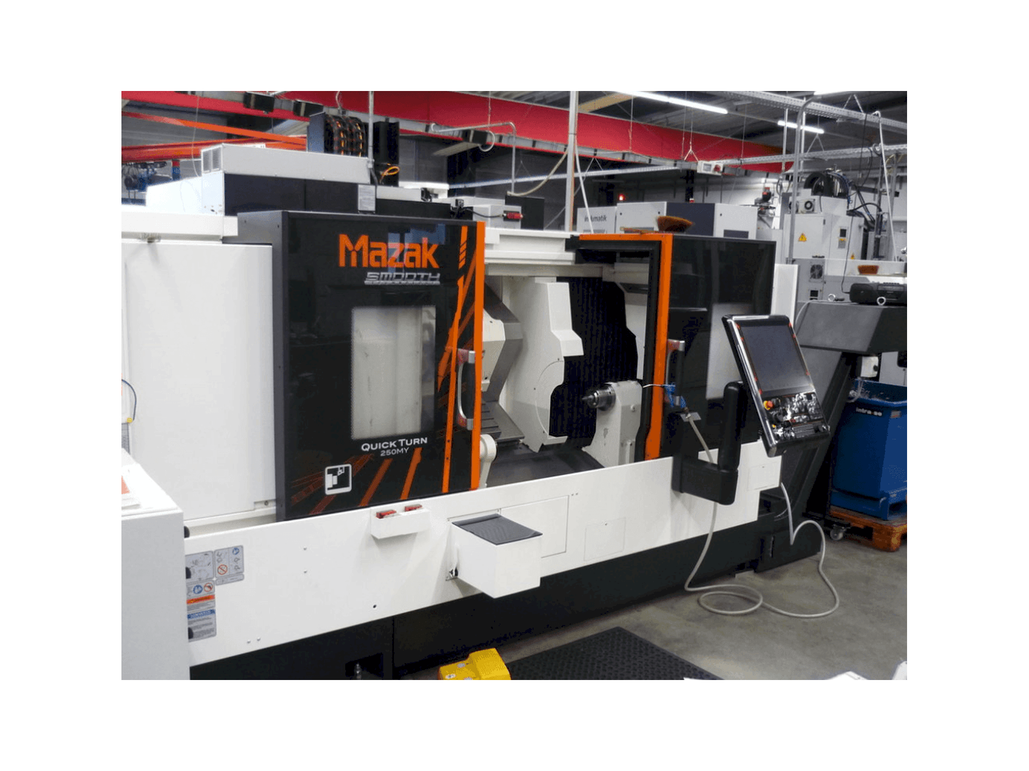 Prikaz stroja Mazak Quick Turn 250MY sprijeda