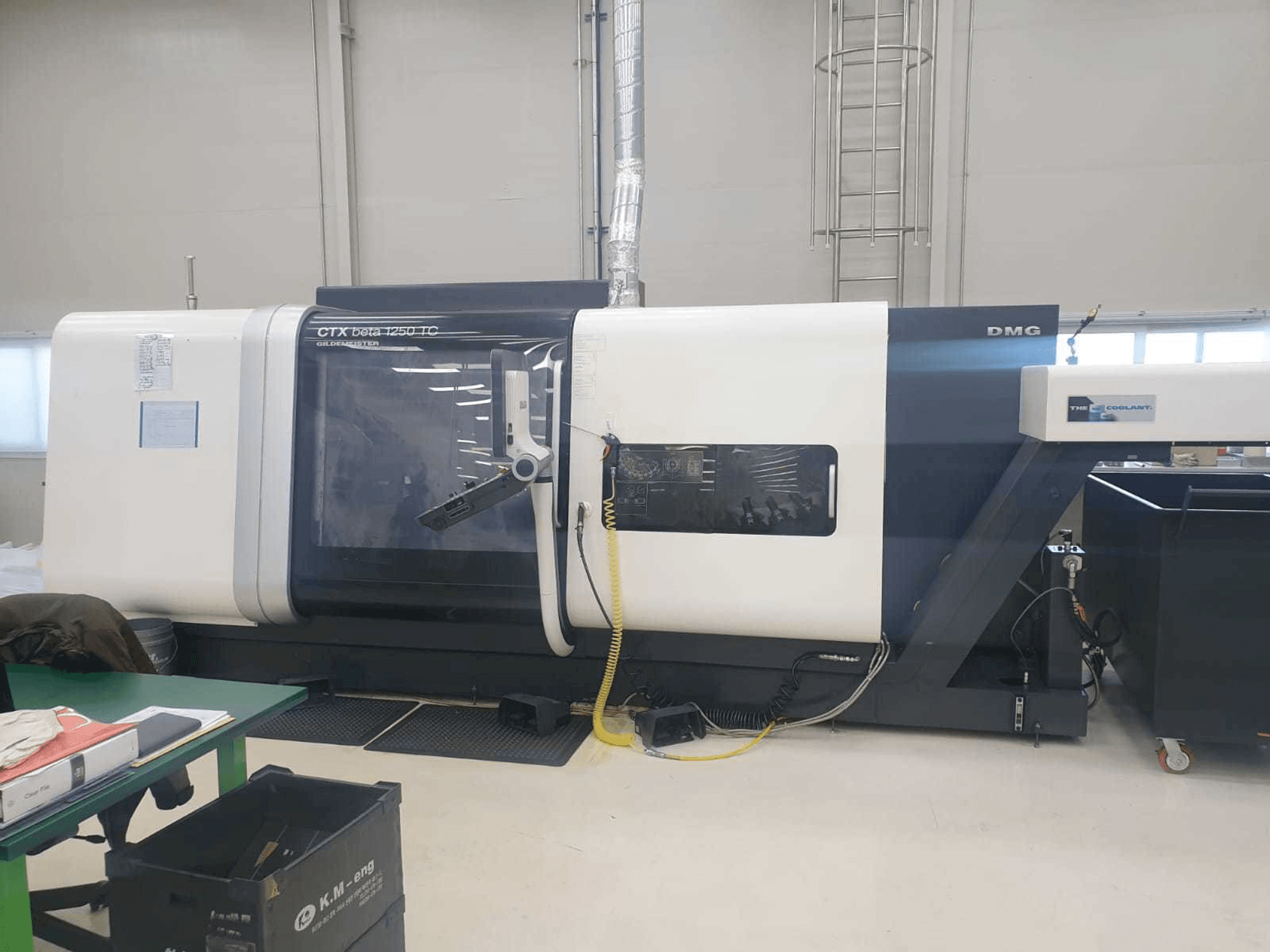 Prikaz stroja DMG MORI Gildemeister CTX Beta 1250 TC sprijeda