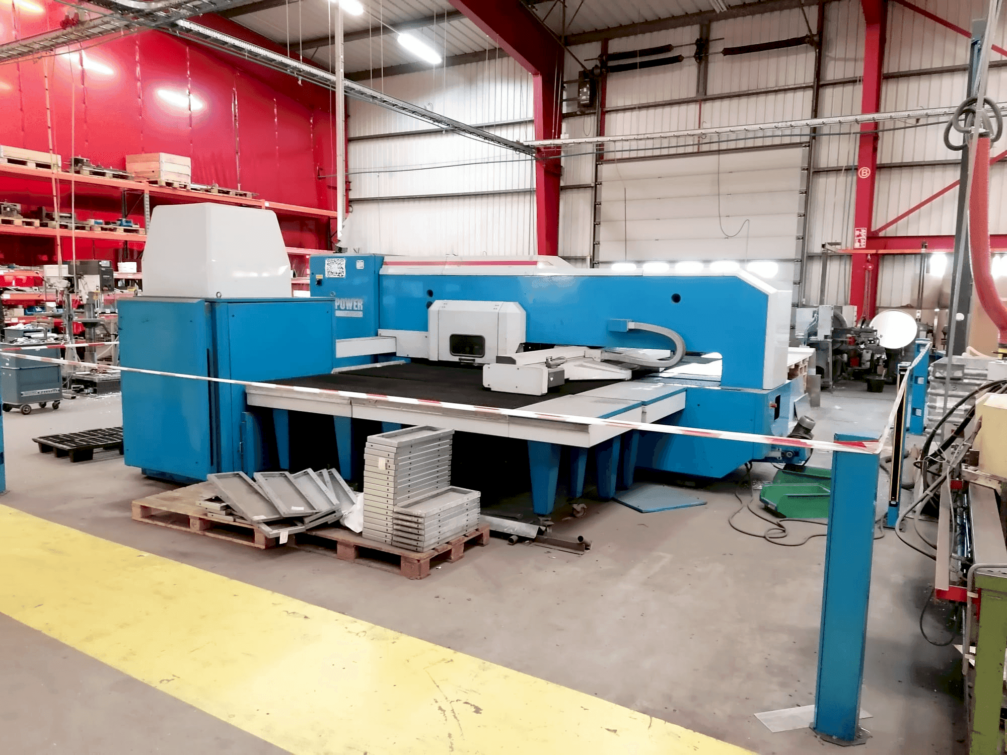 Prikaz stroja Finn-Power F5-20 SB/AM sprijeda