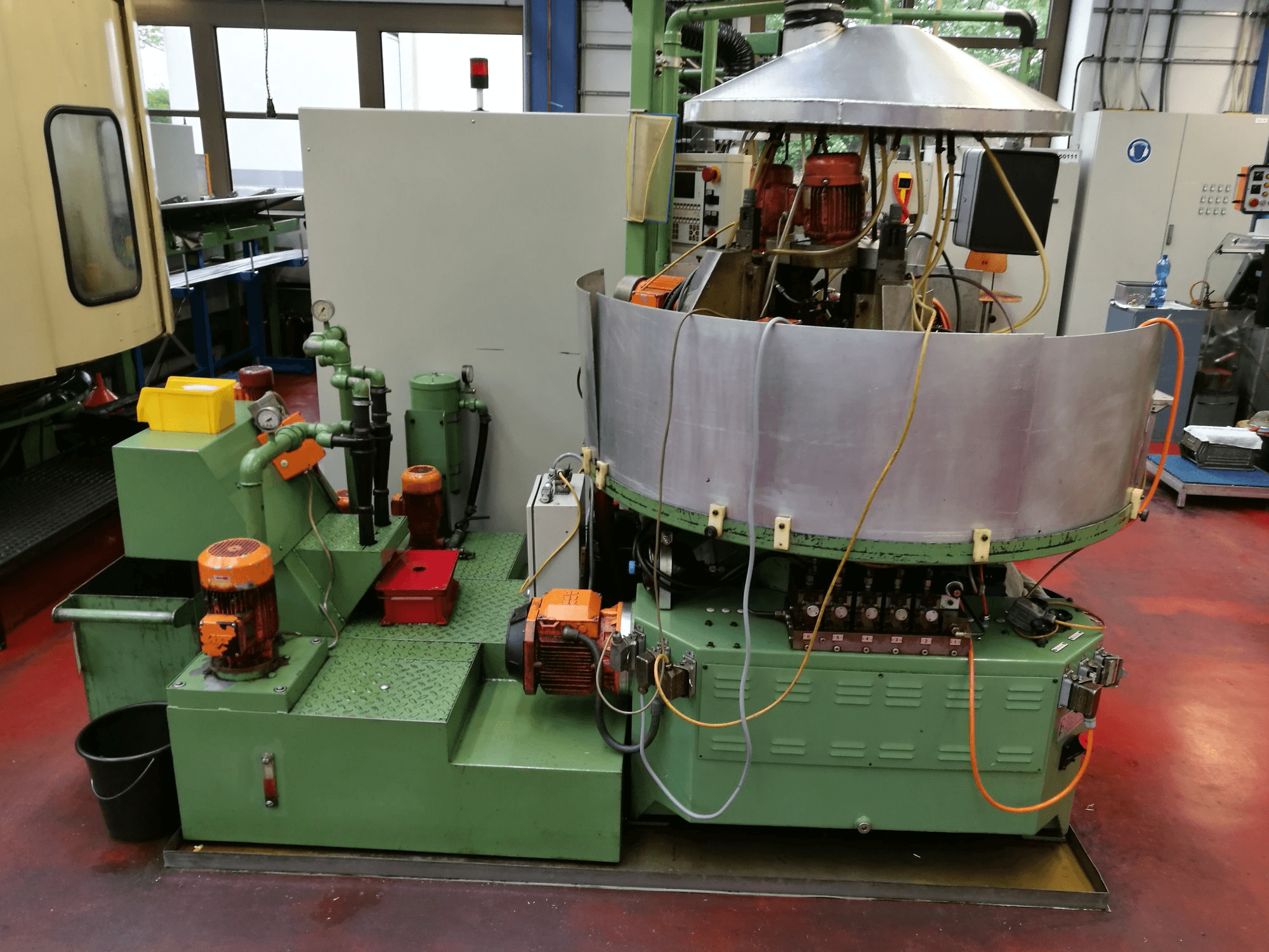 Prikaz stroja RIS-INGOLD Rismatic 151LN-12 sprijeda