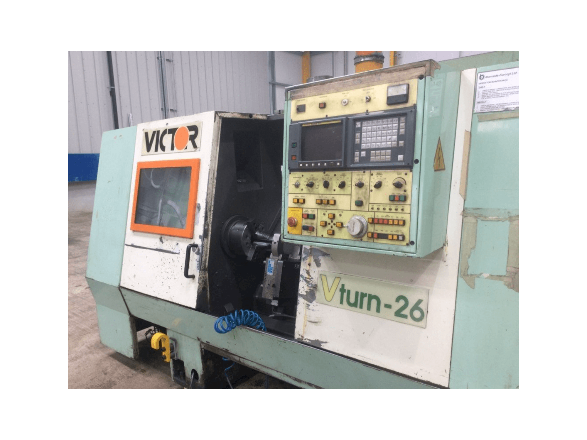 Prikaz stroja Victor V Turn-26 sprijeda