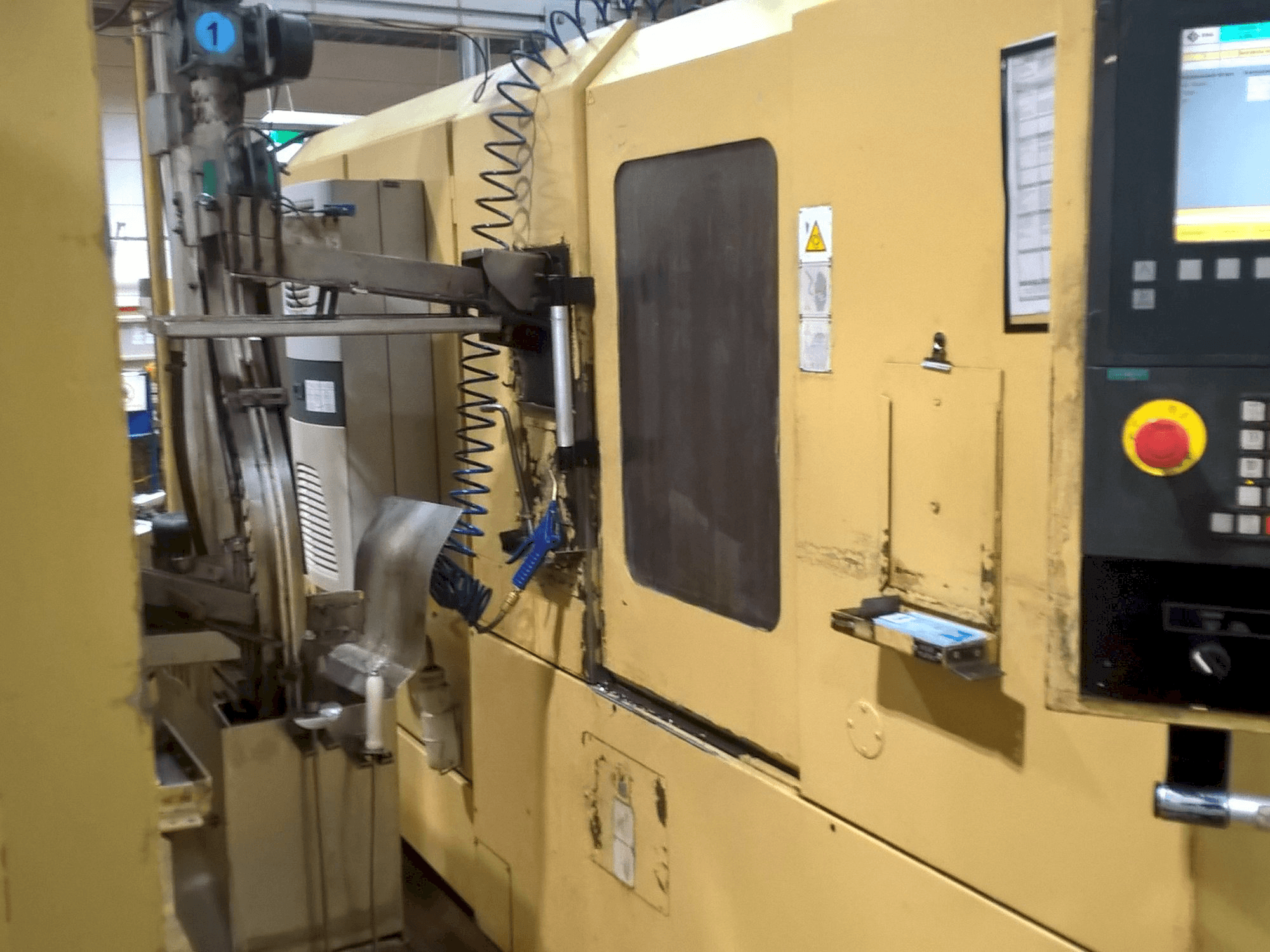 Prikaz desne strane stroja TAJMAC-ZPS SAL 100/4