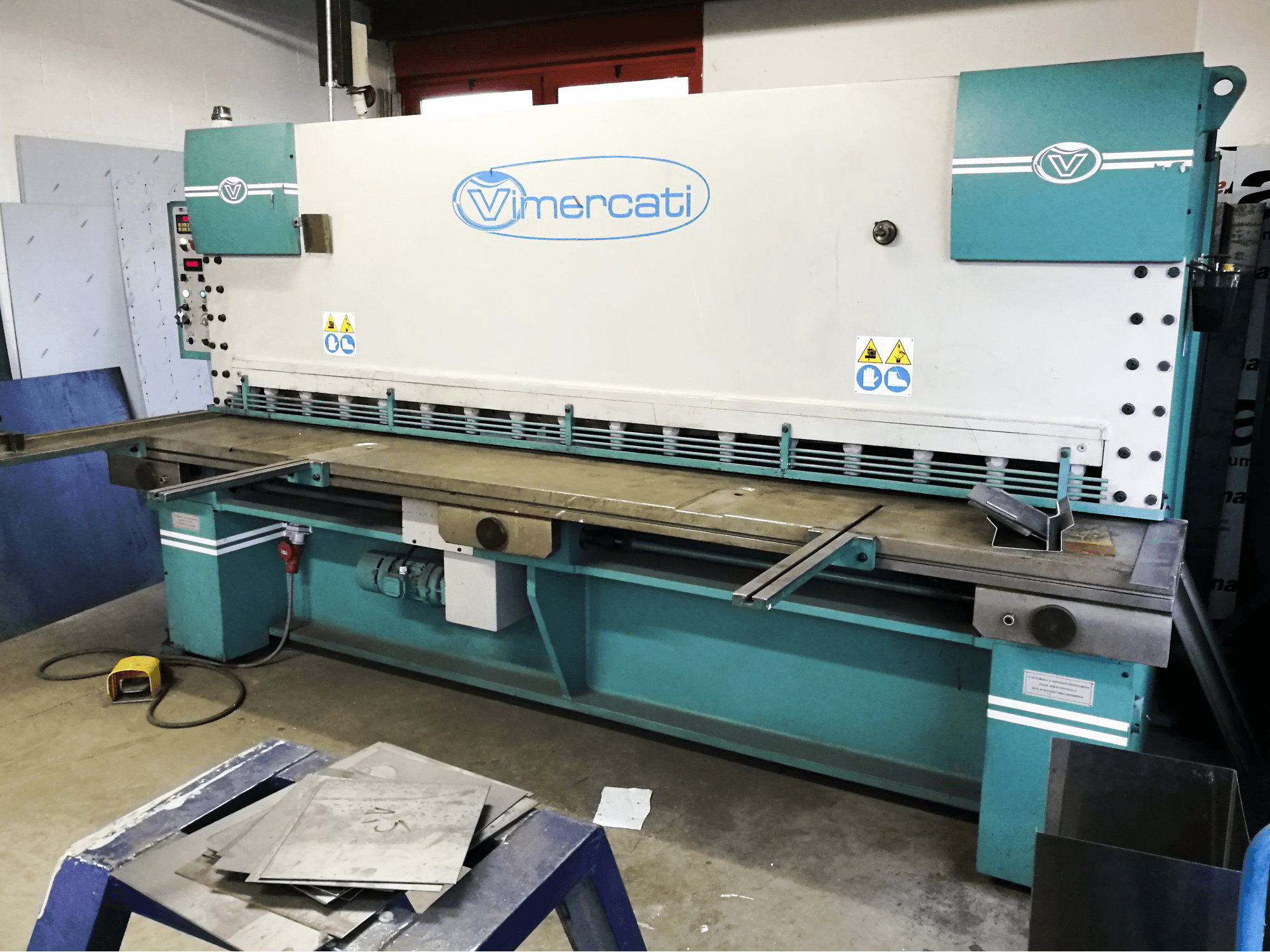 Prikaz stroja Vimercati CSI 3050x6 zdesna