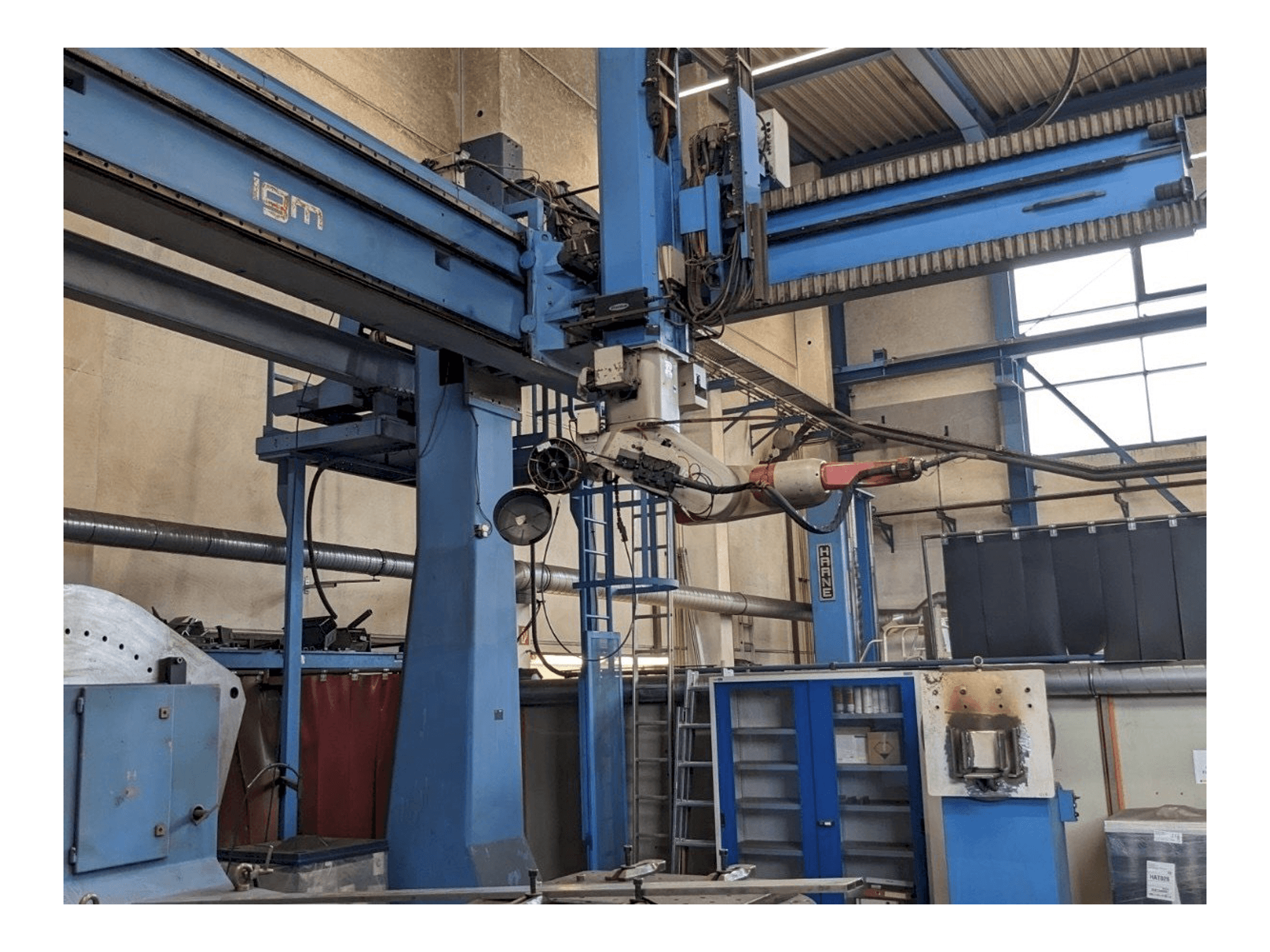 Prikaz stroja IGM RTi 300-S sprijeda