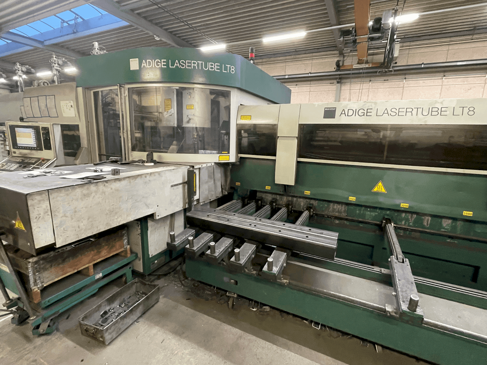 Prikaz stroja BLM Adige LT8 sprijeda