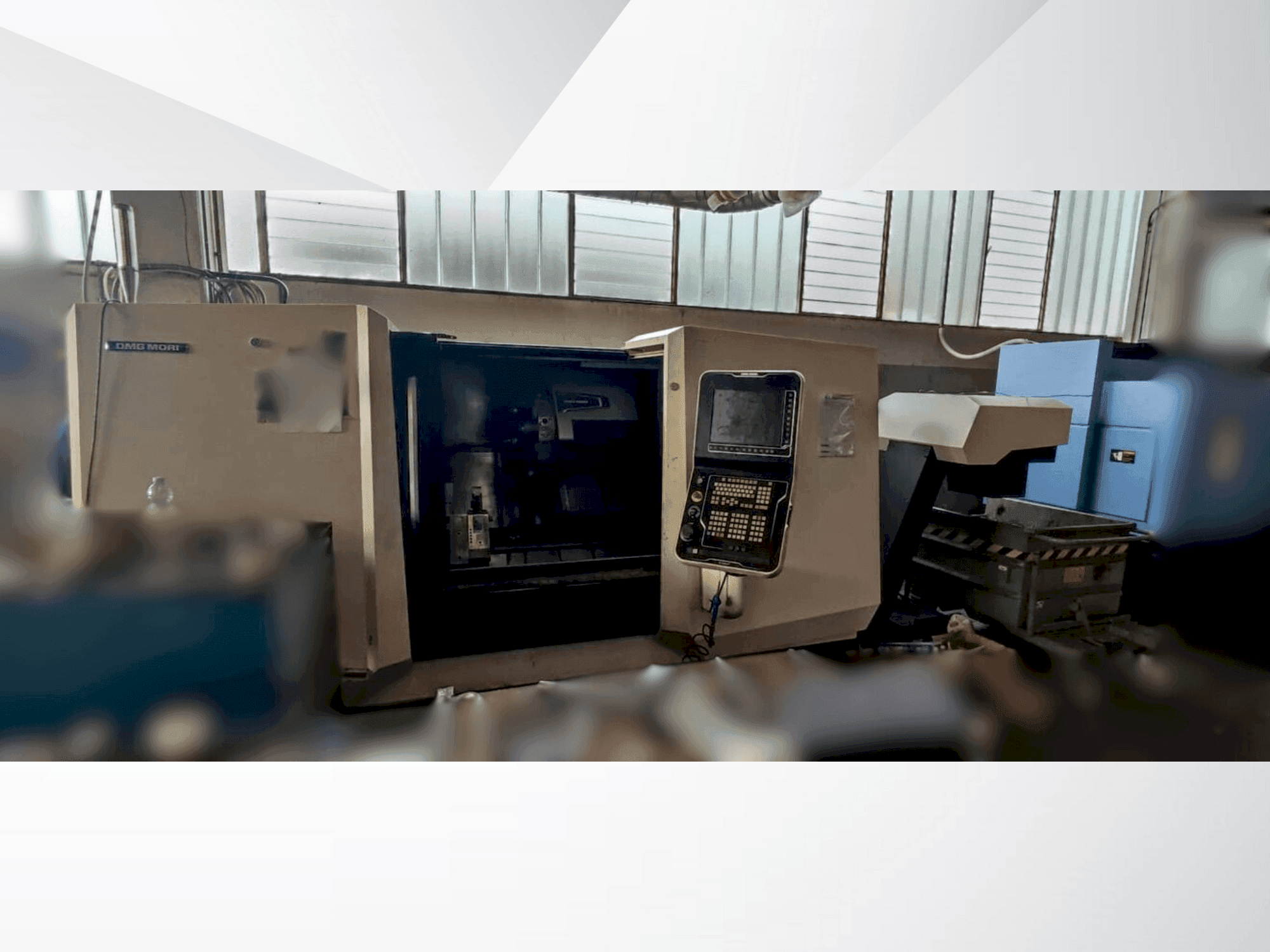 Prikaz stroja DMG MORI CLX 550 sprijeda