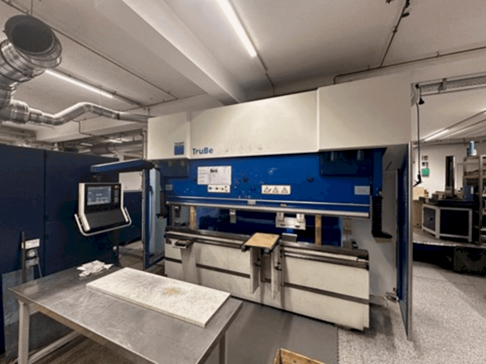 Prikaz stroja TRUMPF TruBend 5170 sprijeda