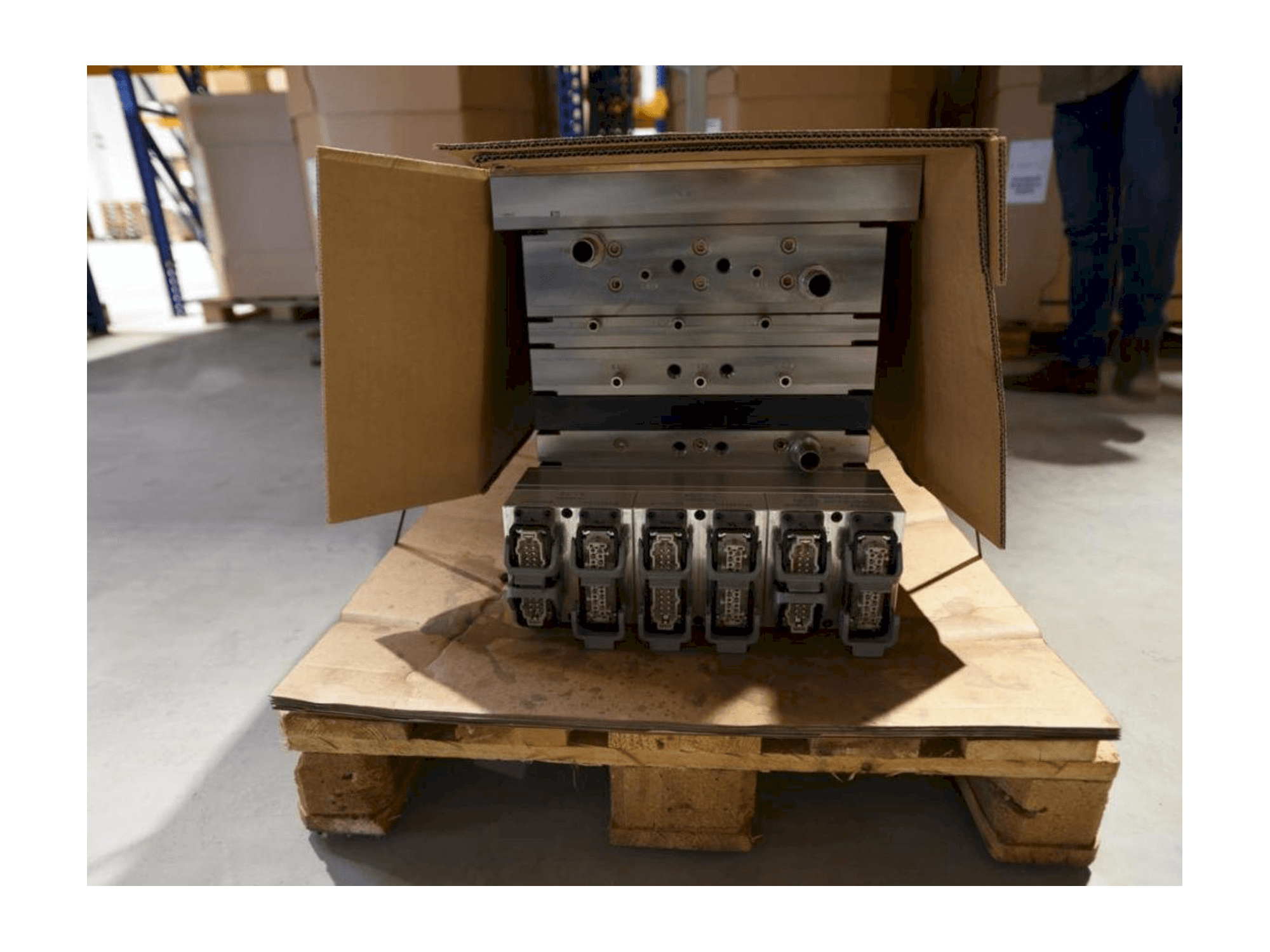 Prikaz stroja HTW PCO 1810 sprijeda