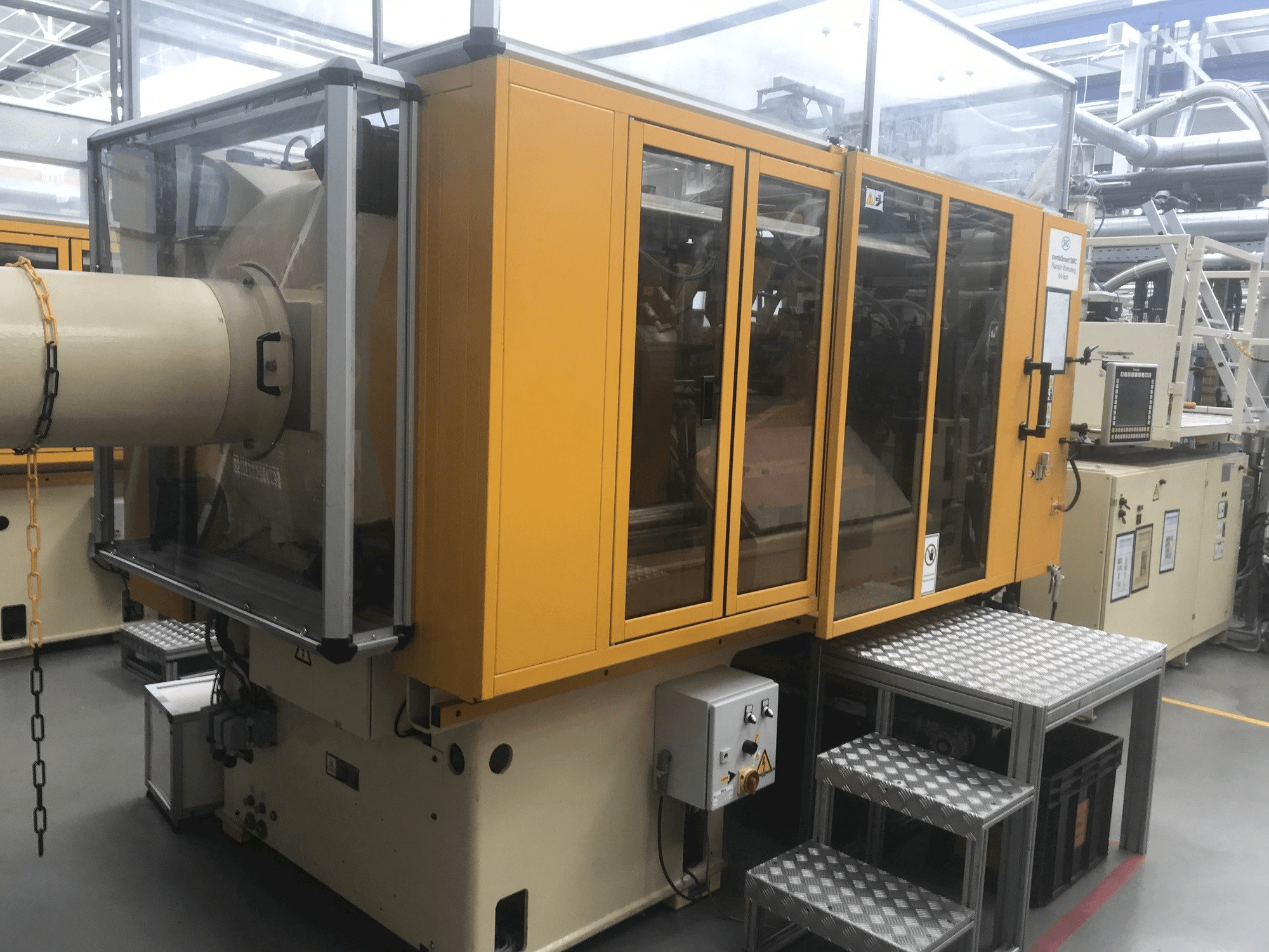 Prikaz stroja Husky H300 RS 55/50 sprijeda