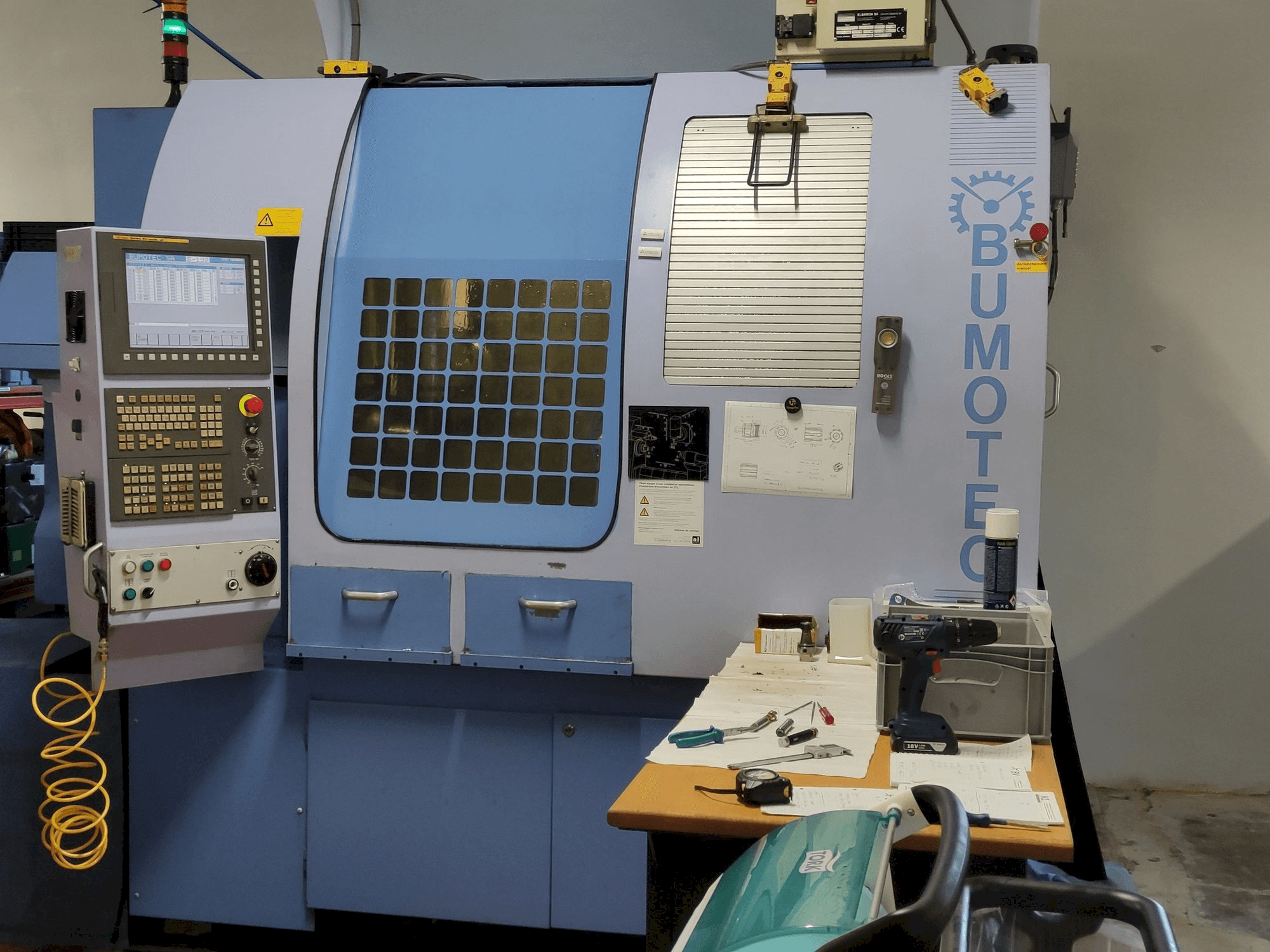 Prikaz stroja Bumotec S-192FT sprijeda