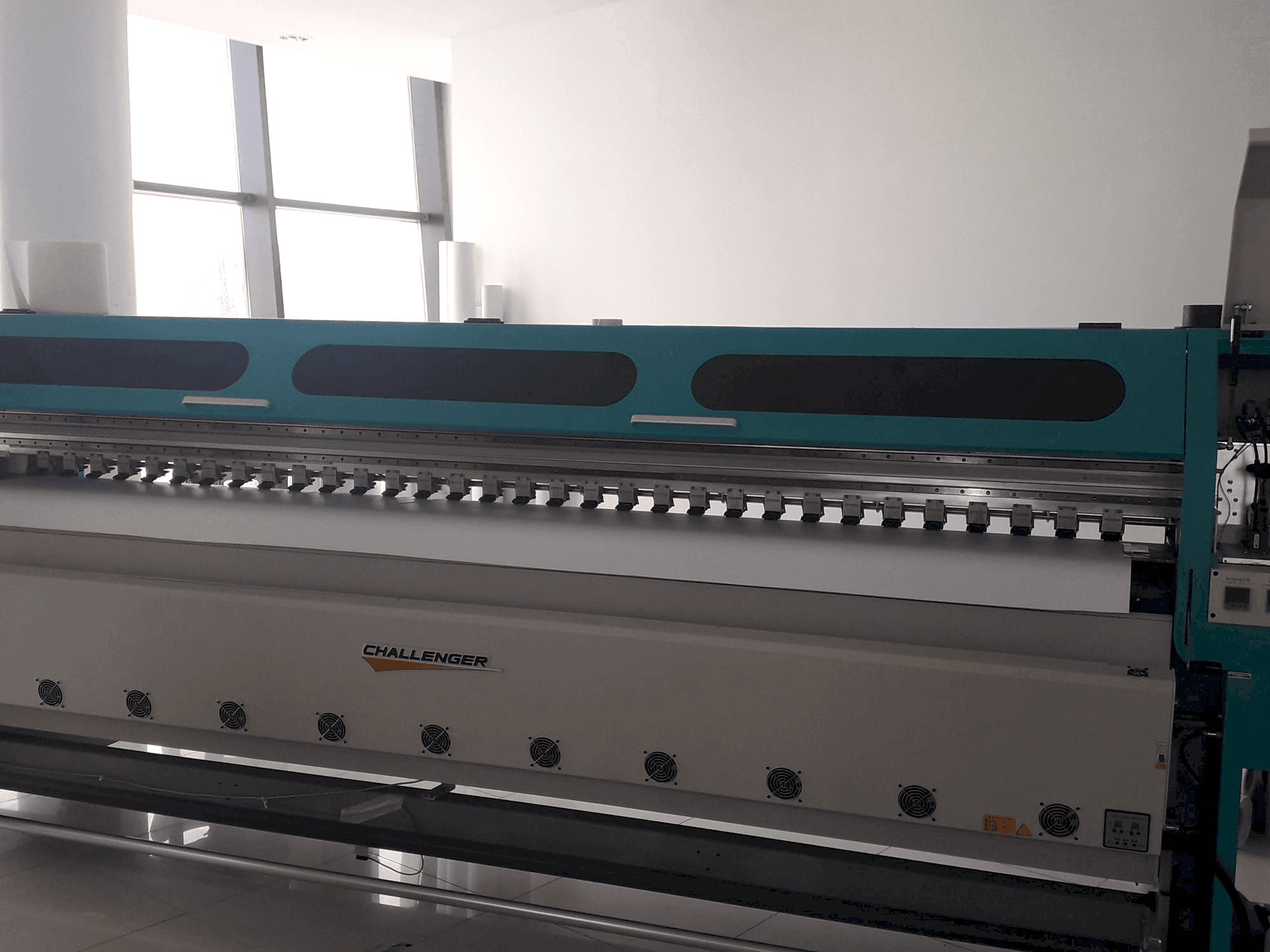 Prikaz stroja Challenger FY-3200AT Plus-H4 sprijeda