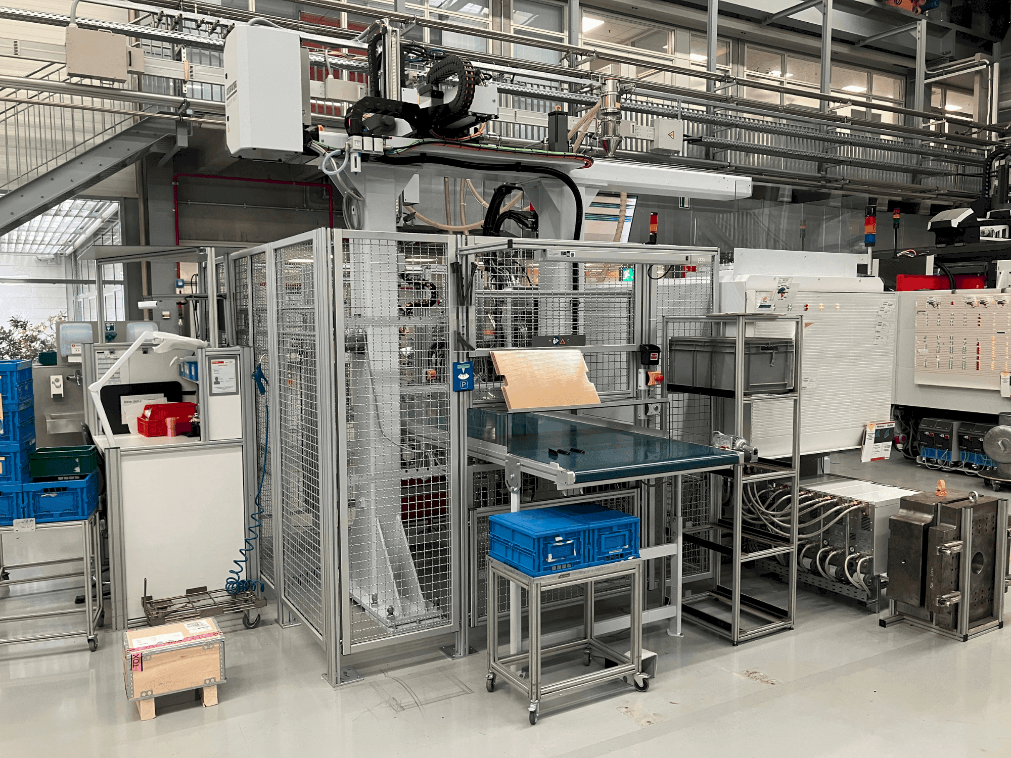 Prikaz stroja Arburg Allrounder 520 S 1600-400/170 sprijeda