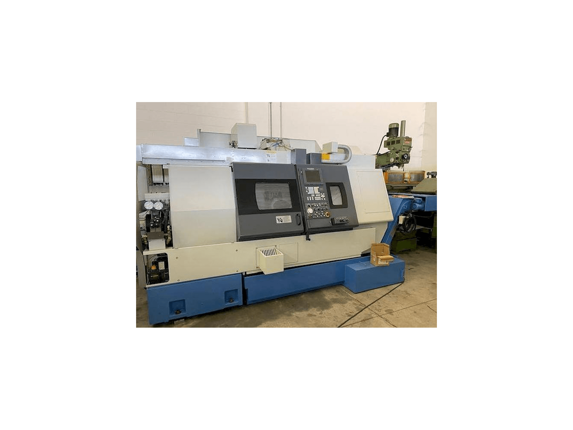 Prikaz stroja Mazak INTEGREX 200 SY sprijeda
