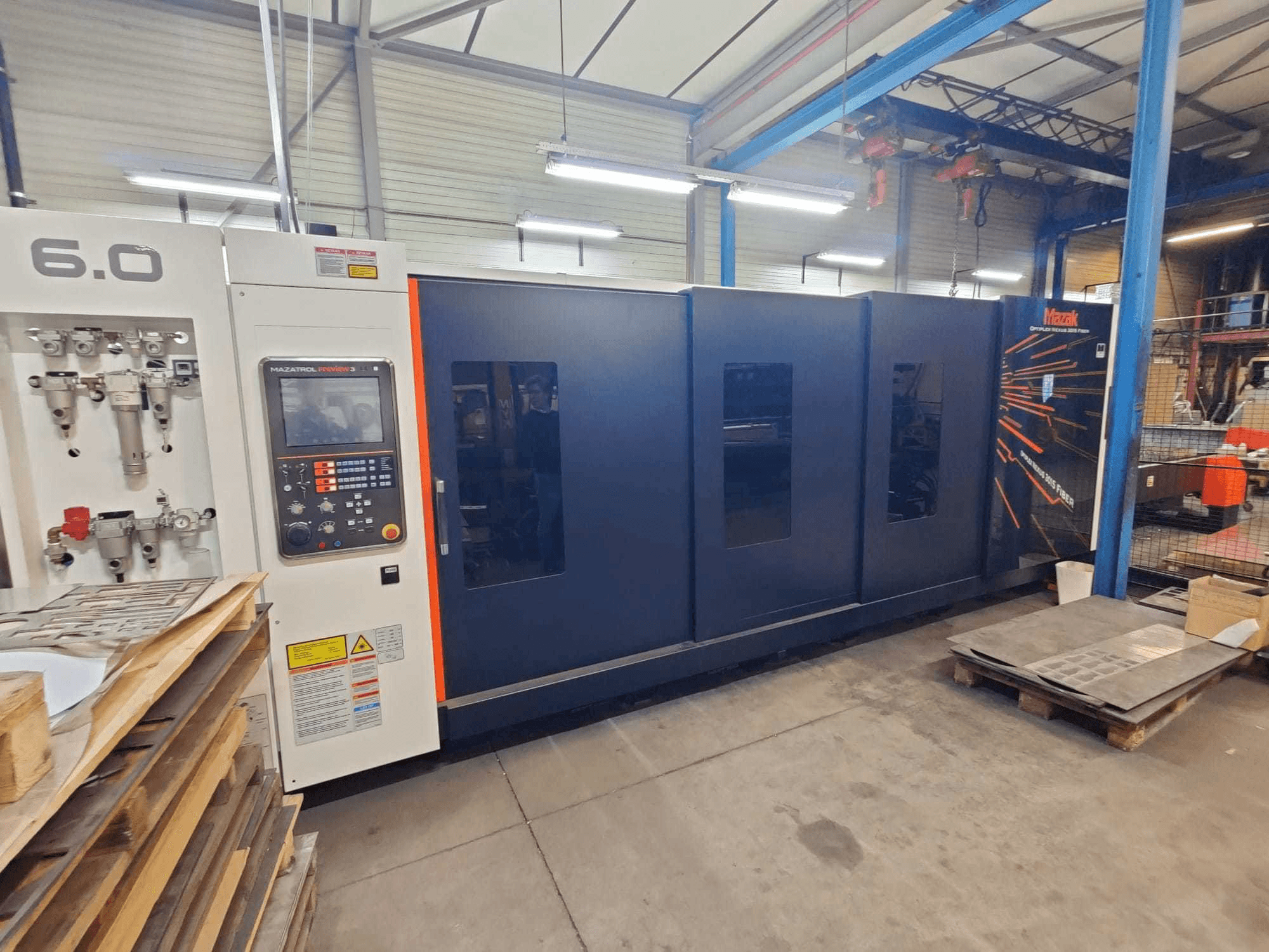 Prikaz stroja Mazak Optiplex Nexus 3015 sprijeda