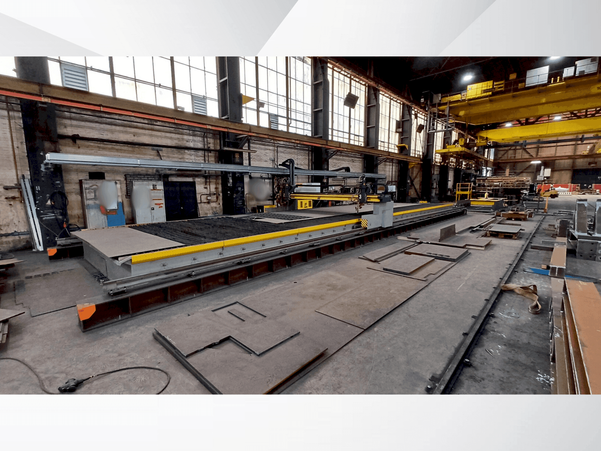 Prikaz stroja ESAB SXE-P4500 sprijeda