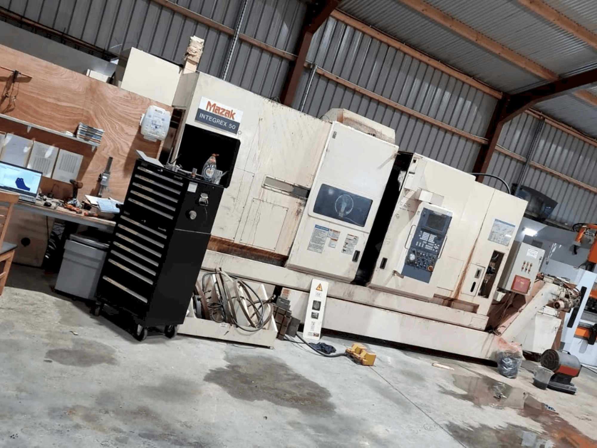 Prikaz stroja Mazak Integrex 50YR-1500U sprijeda