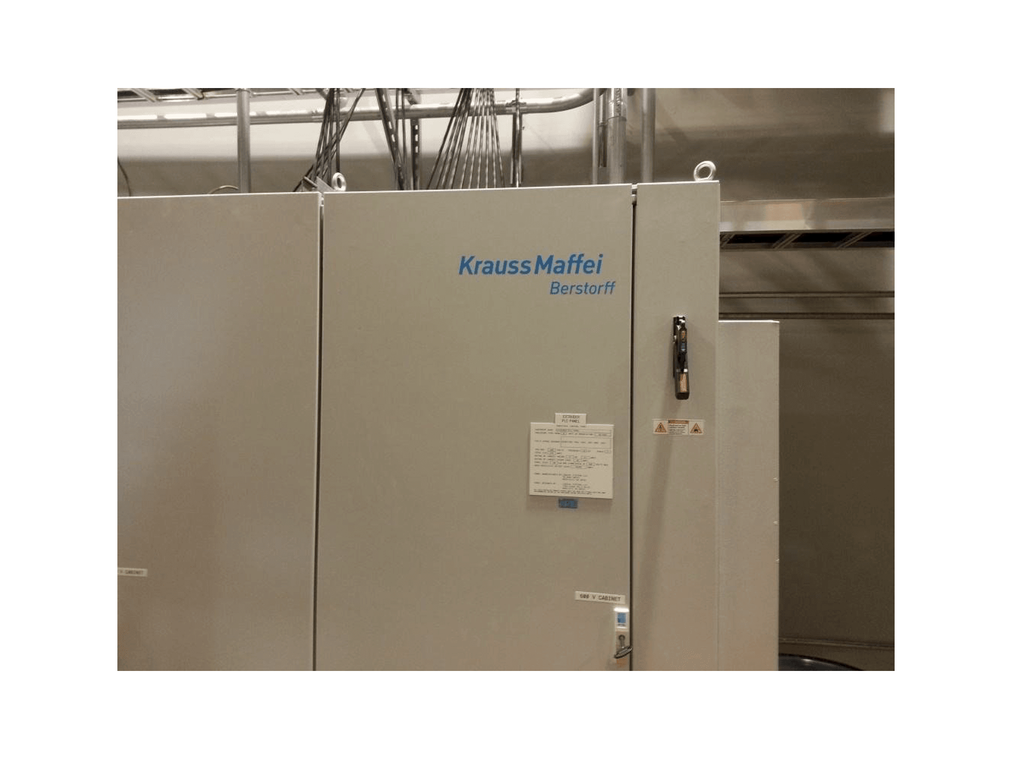 Prikaz stroja Krauss Maffei Berstorff Extrusion Line sprijeda