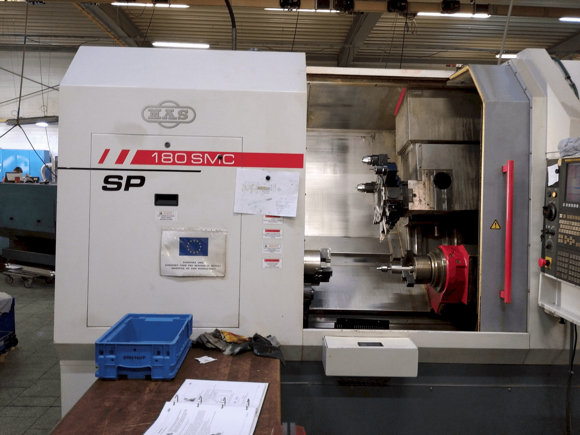 Prikaz stroja KOVOSVIT MAS SP 180 SMC sprijeda