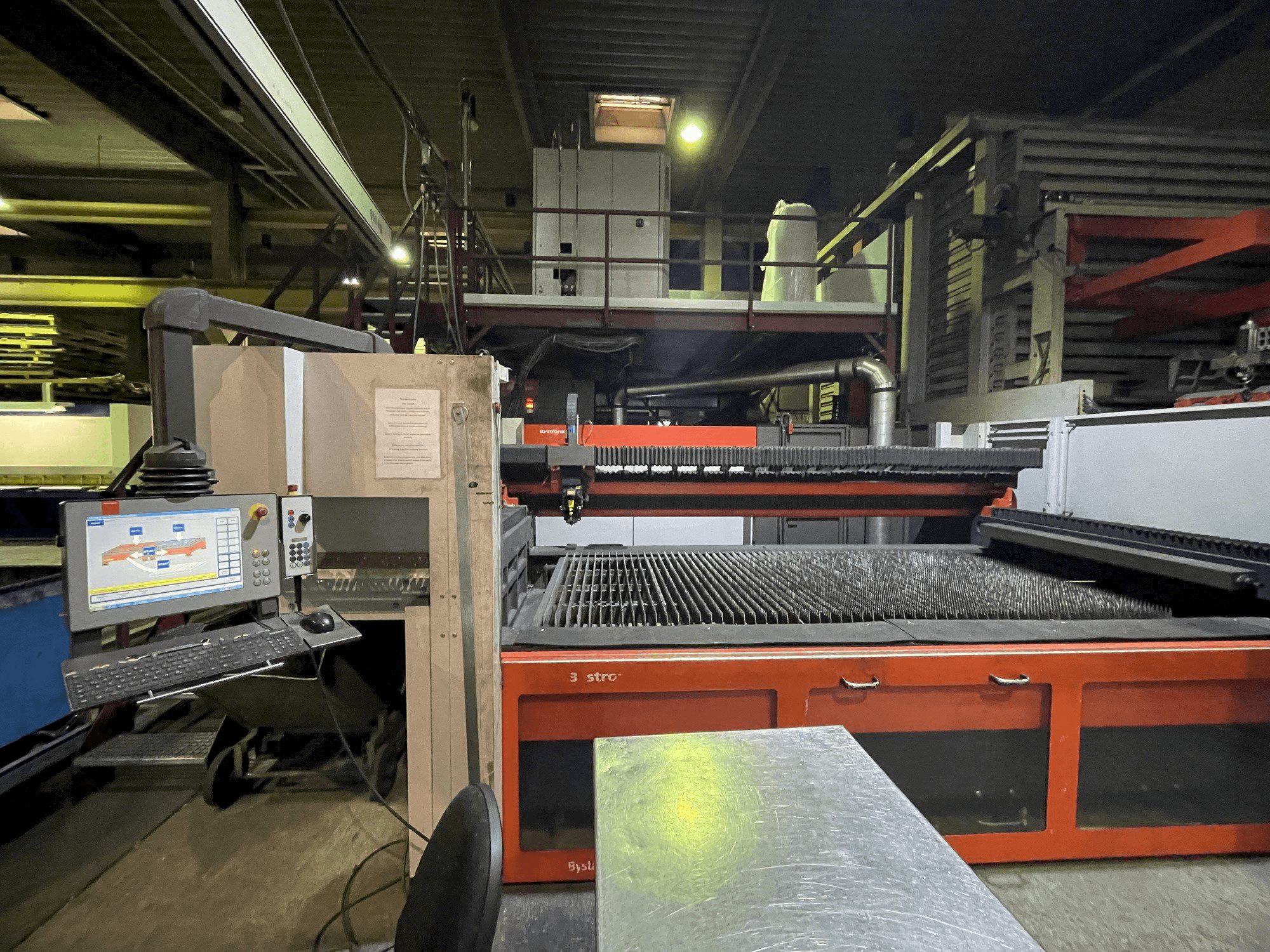Prikaz stroja Bystronic Bylaser 4400 sprijeda