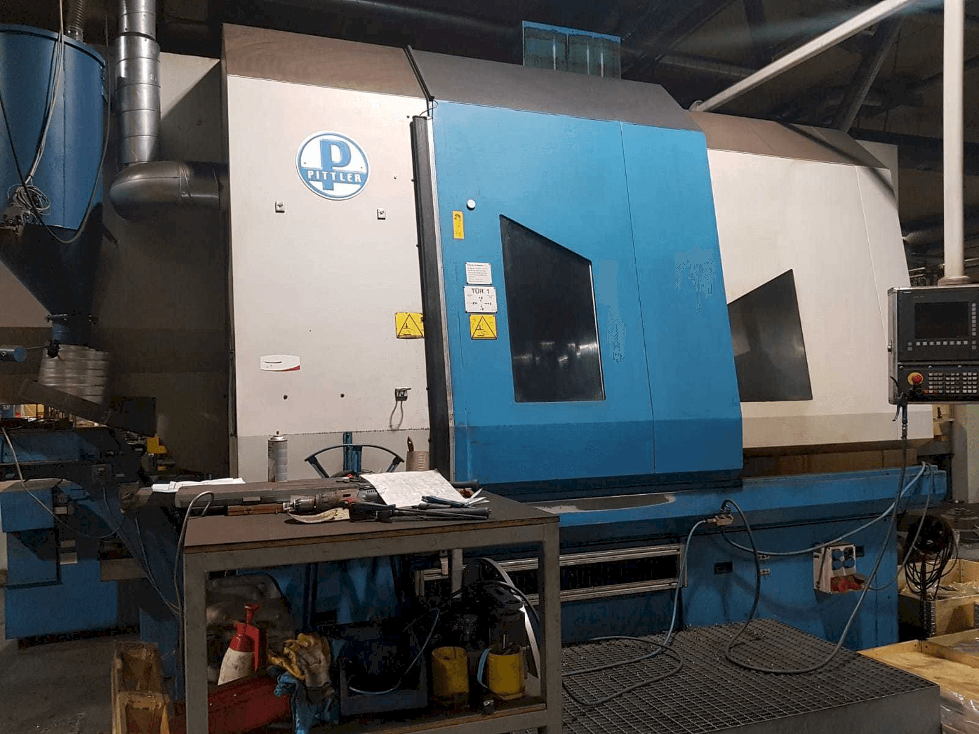 Prikaz stroja Pittler PV 1000 sprijeda