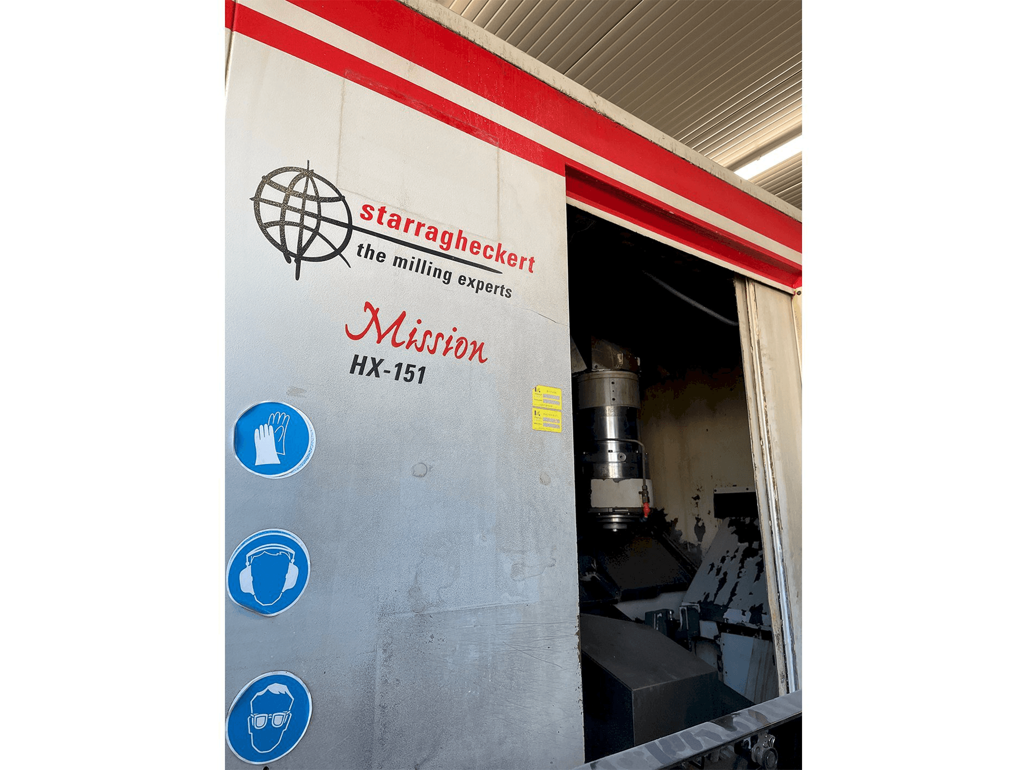 Prikaz stroja Starrag HX 151 (2004) sprijeda